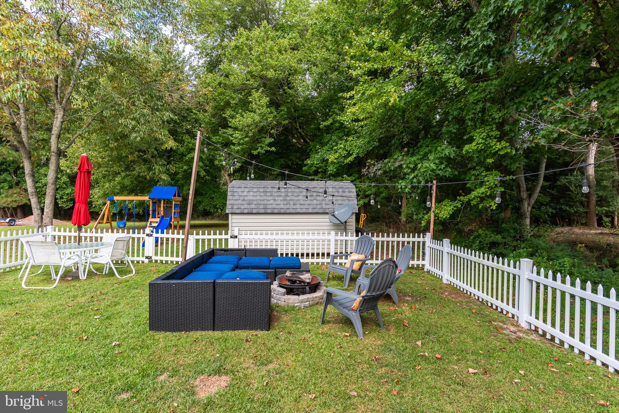 SUNSET LAKE MHP - Residential