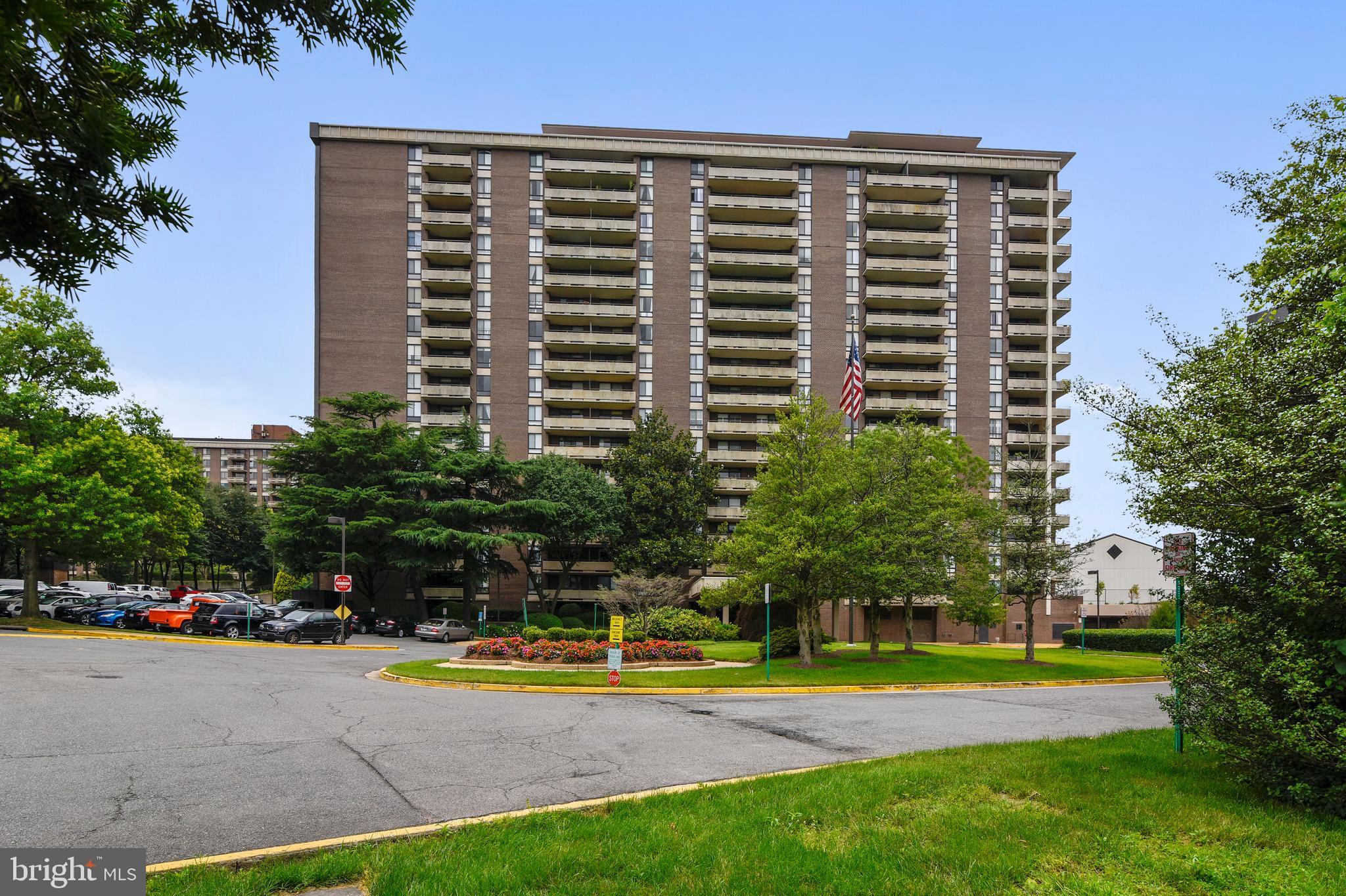 REGENCY AT MCLEAN - Residential Lease