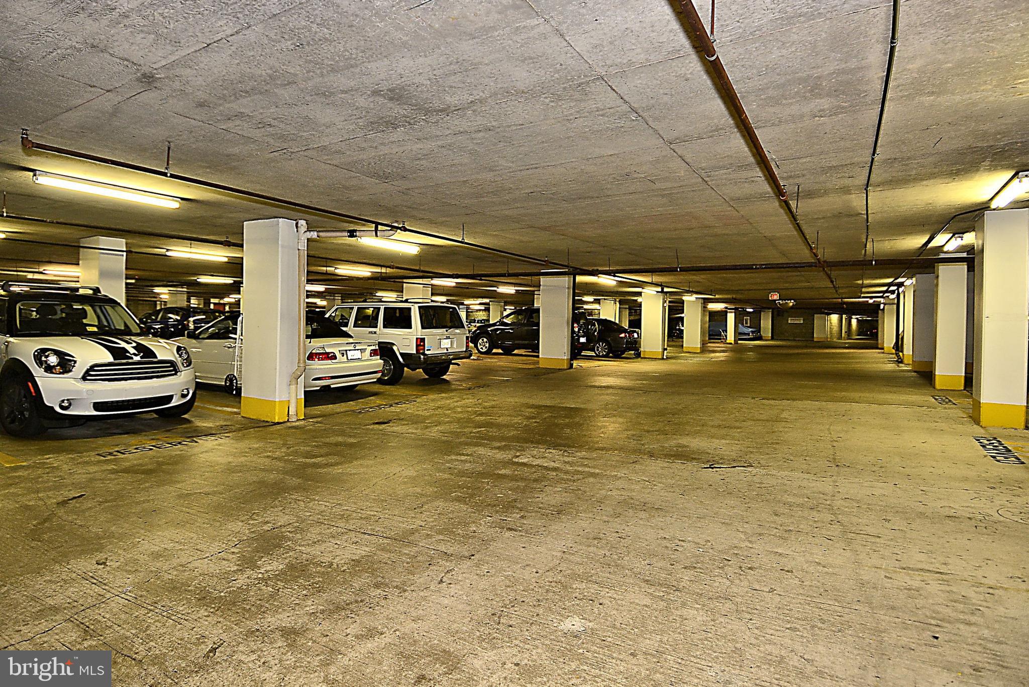 REGENCY AT MCLEAN - Residential Lease