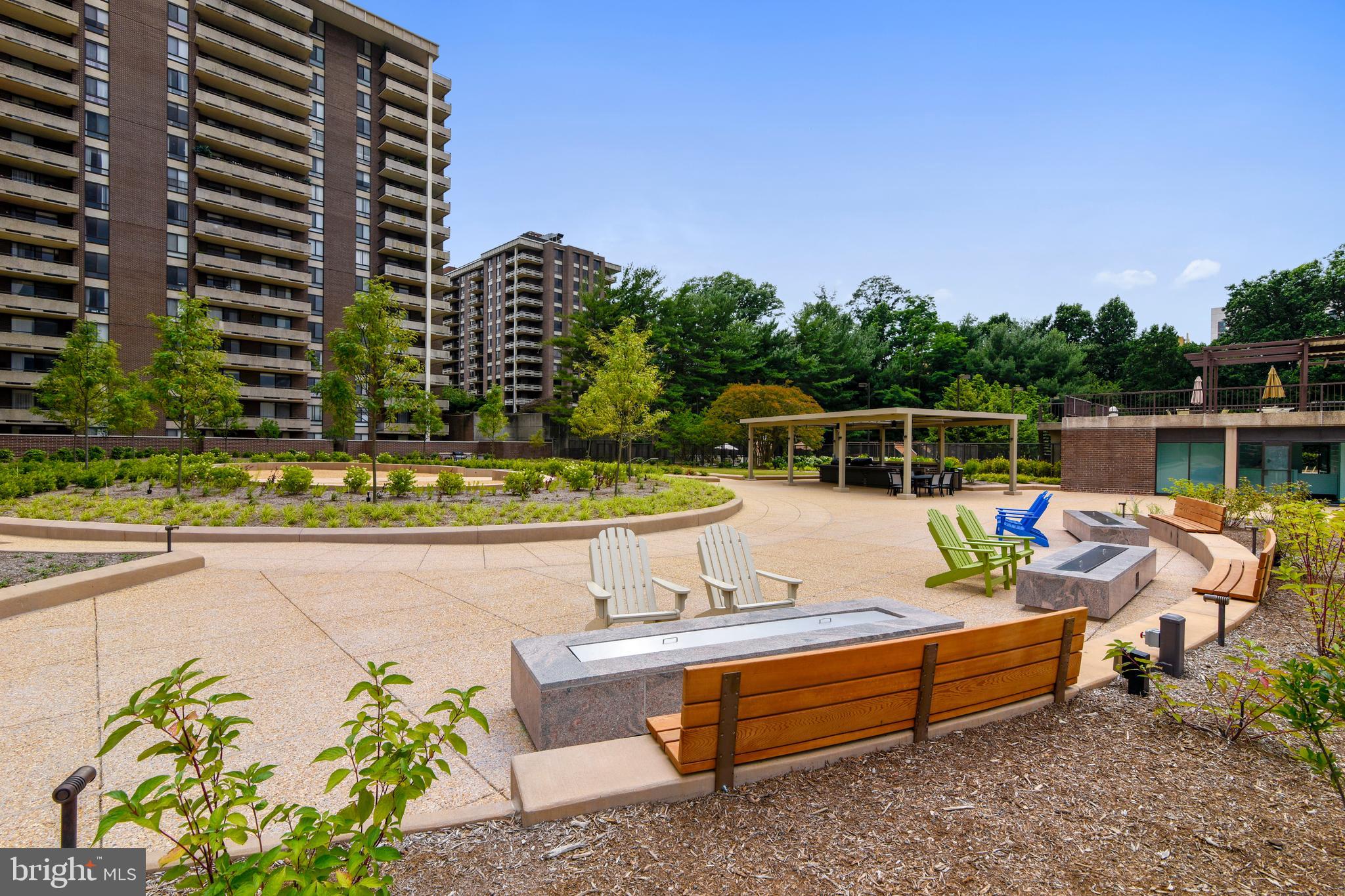 REGENCY AT MCLEAN - Residential Lease