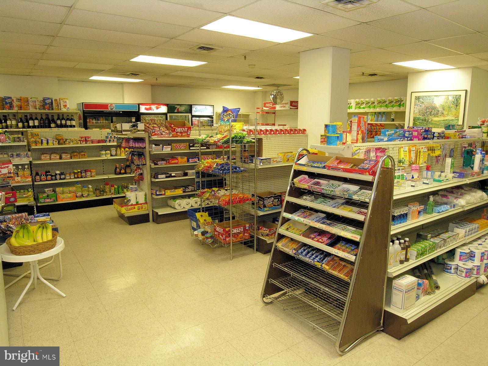 REGENCY AT MCLEAN - Residential Lease