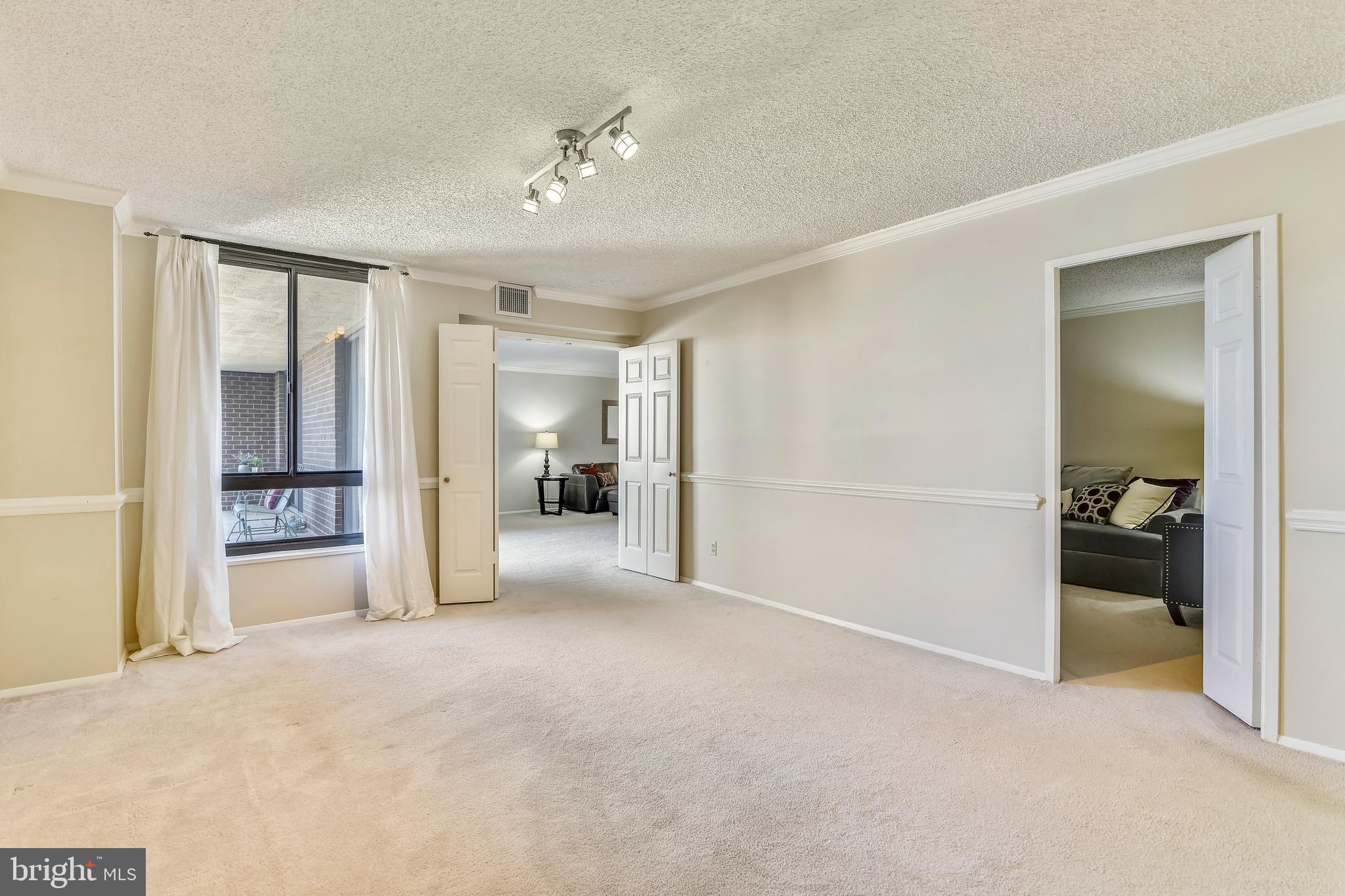 REGENCY AT MCLEAN - Residential Lease