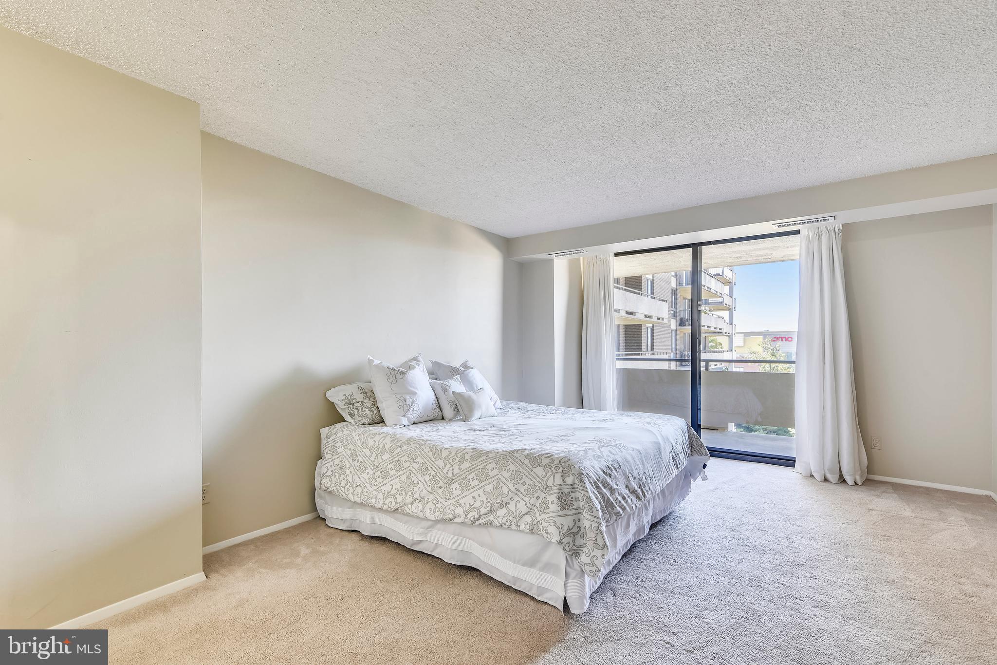 REGENCY AT MCLEAN - Residential Lease