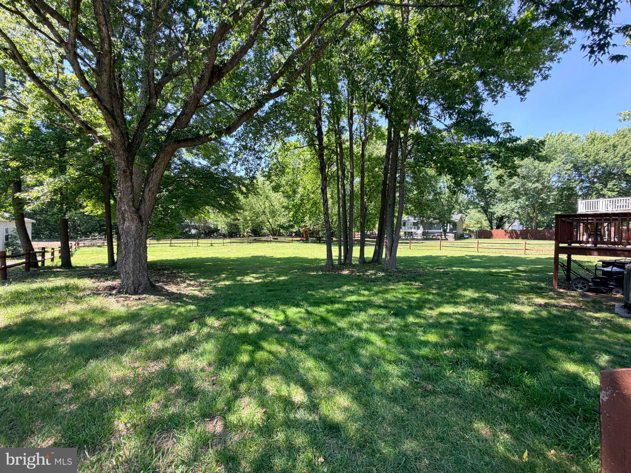 11722 CAMELOT WAY