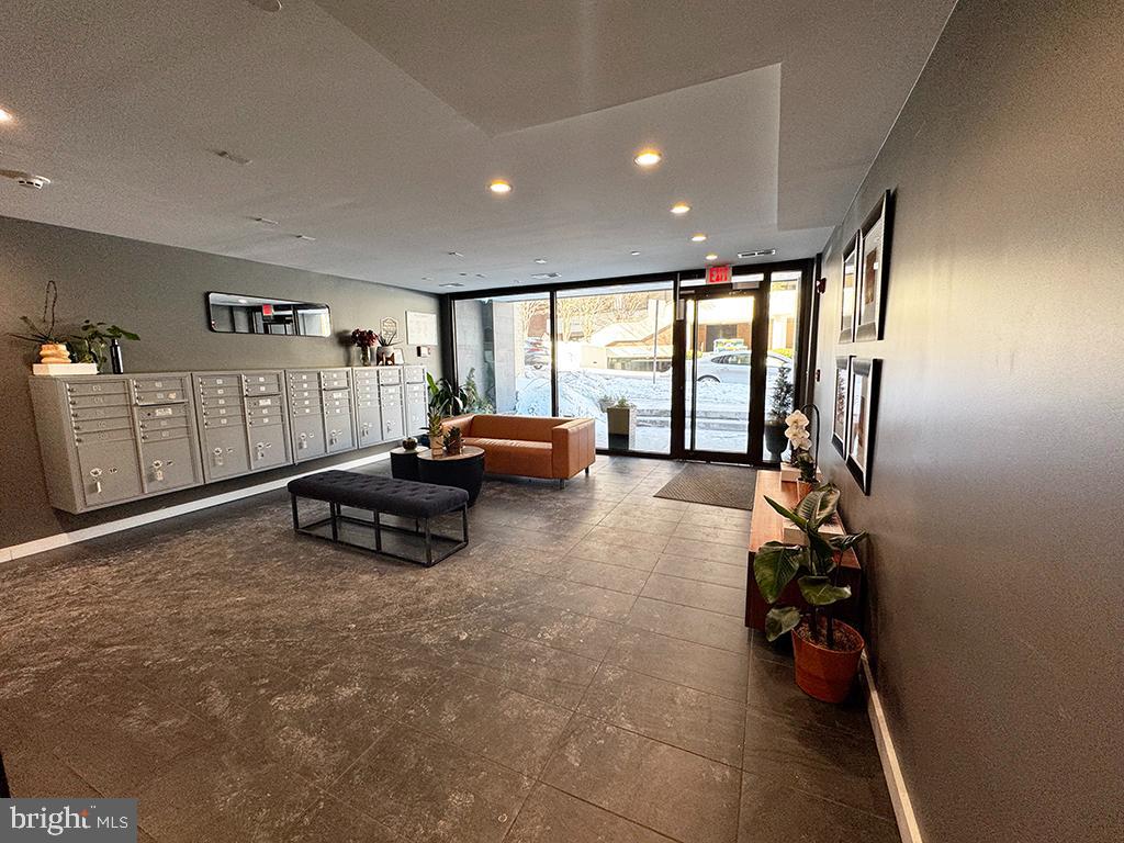 DOWNTOWN SILVER SPRING - Residential