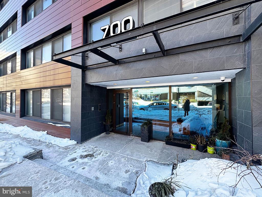 DOWNTOWN SILVER SPRING - Residential