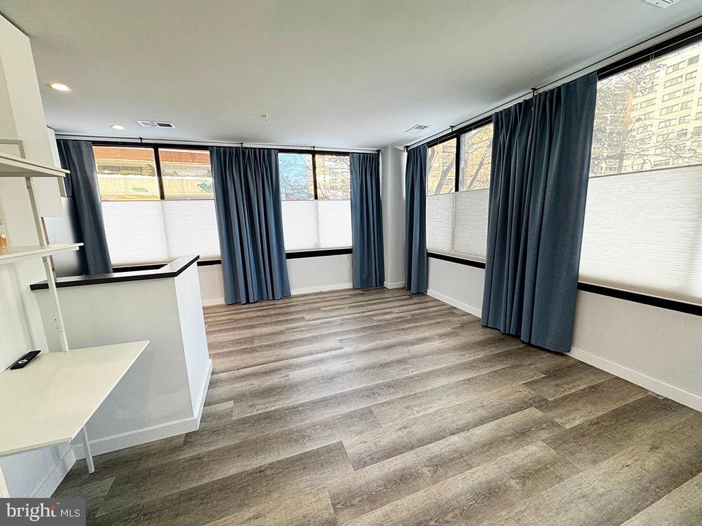 DOWNTOWN SILVER SPRING - Residential