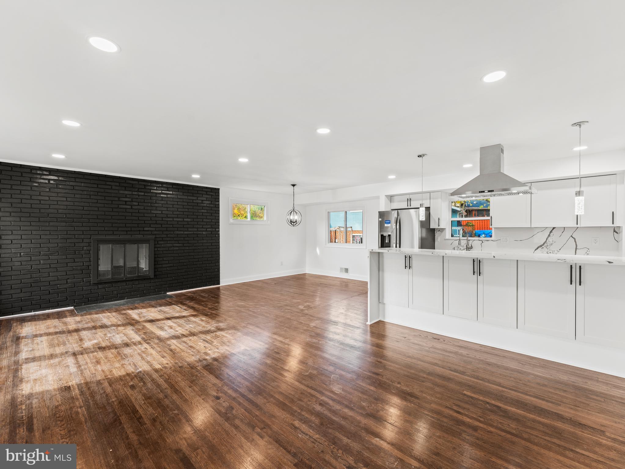 ROCART TERRACE - Residential