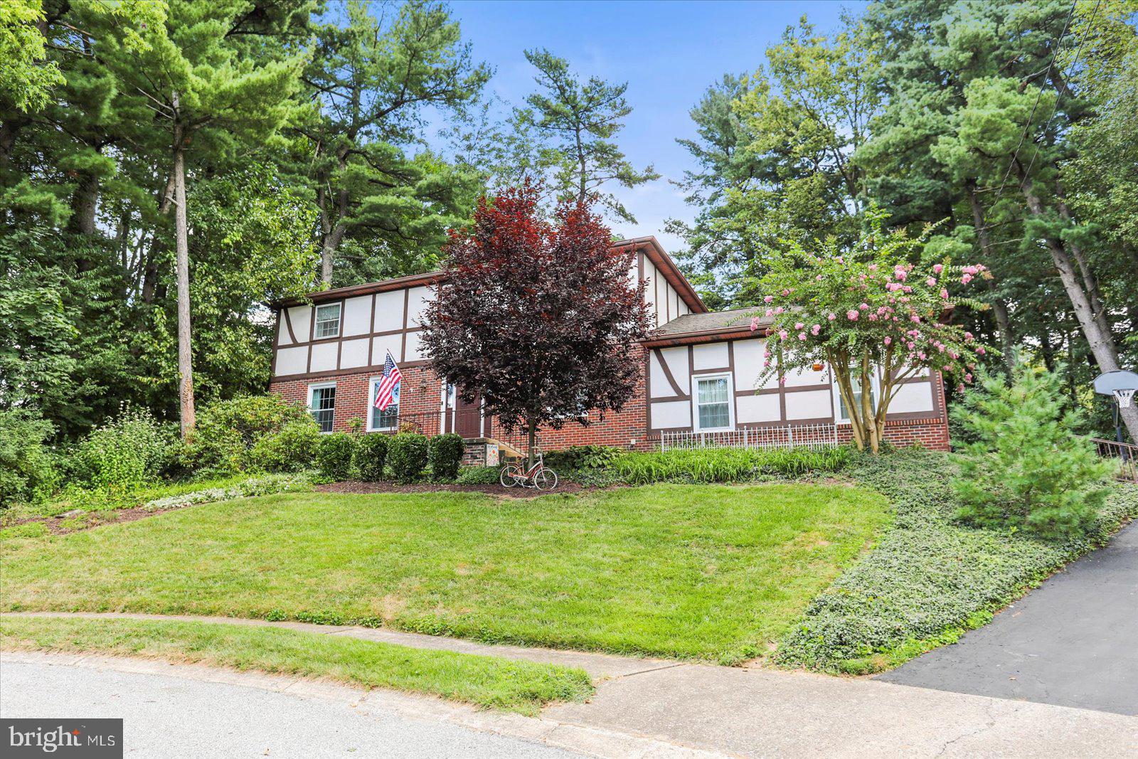 565 MAYWOOD ROAD
