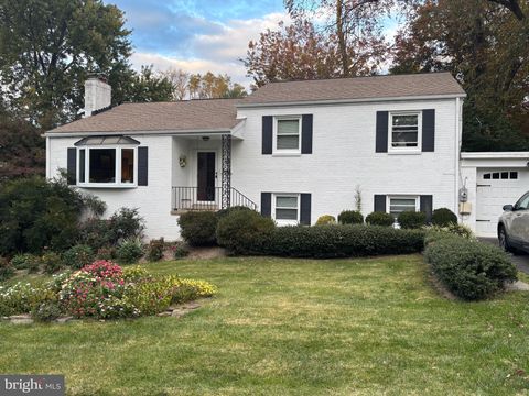 3907 N WOODSTOCK STREET ARLINGTON VA 22207