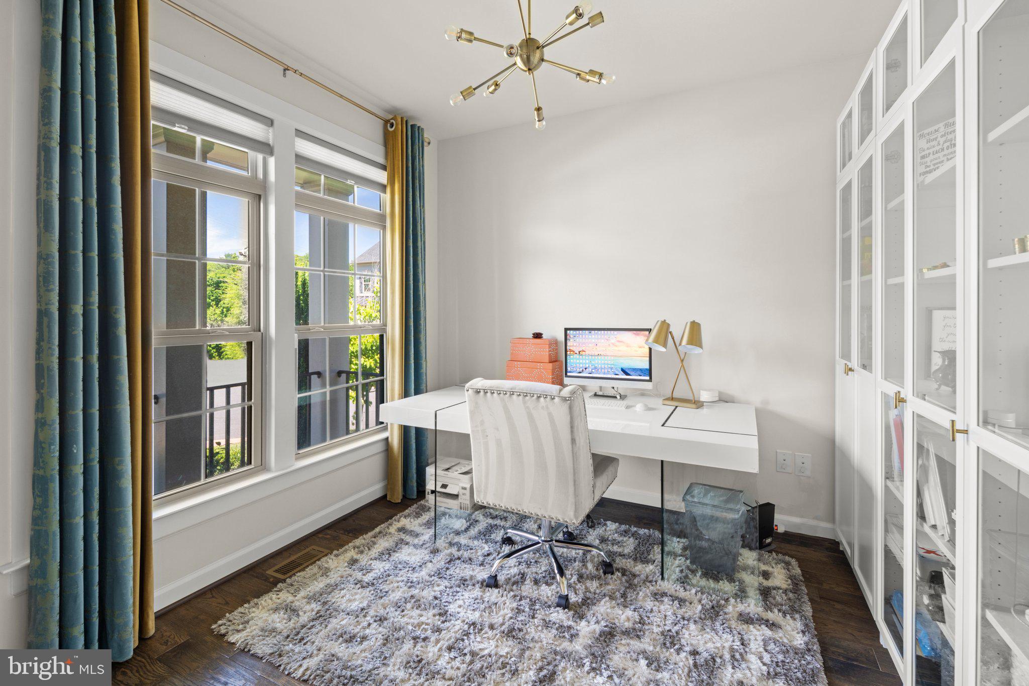 WOODSON SQUARE - Residential