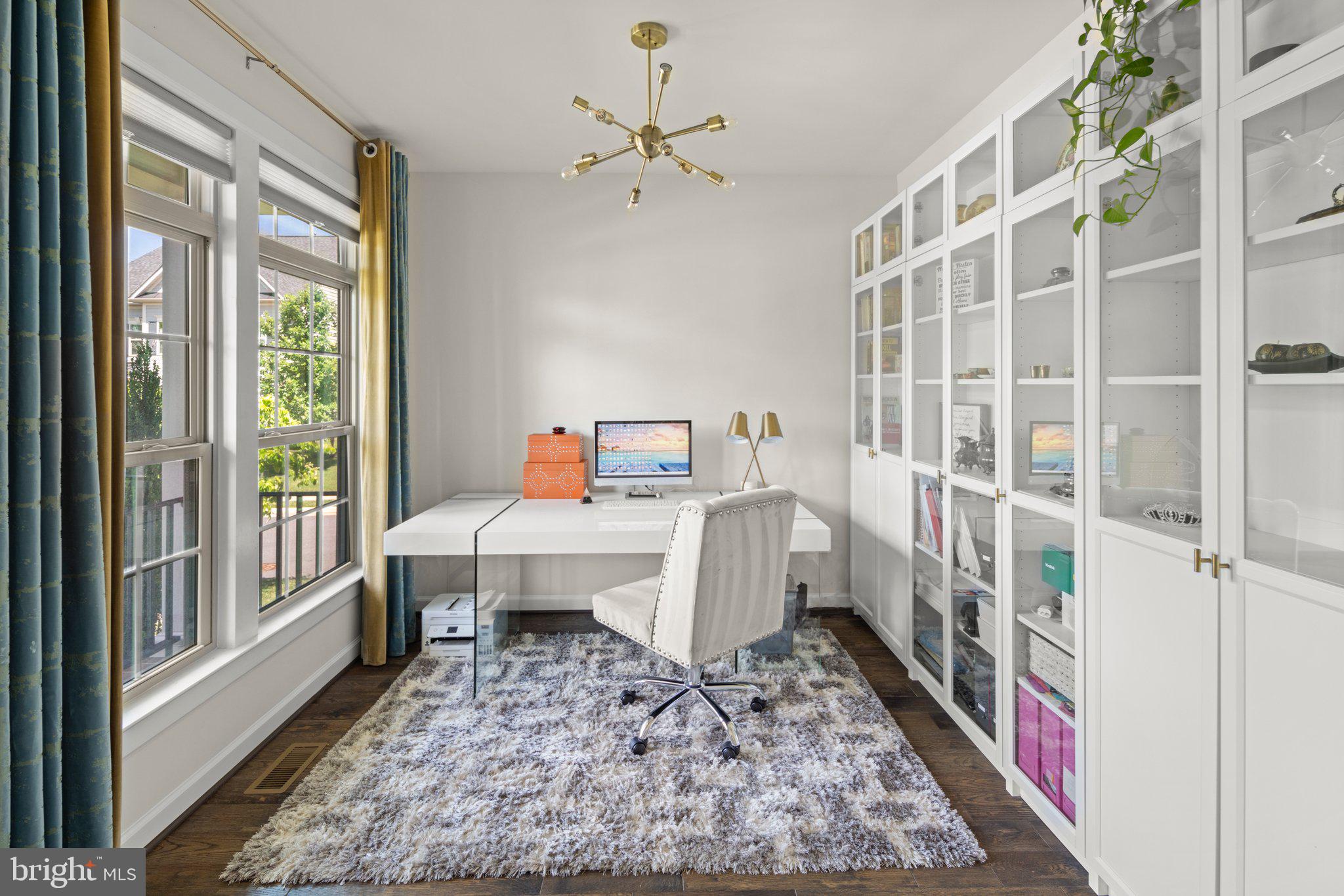 WOODSON SQUARE - Residential