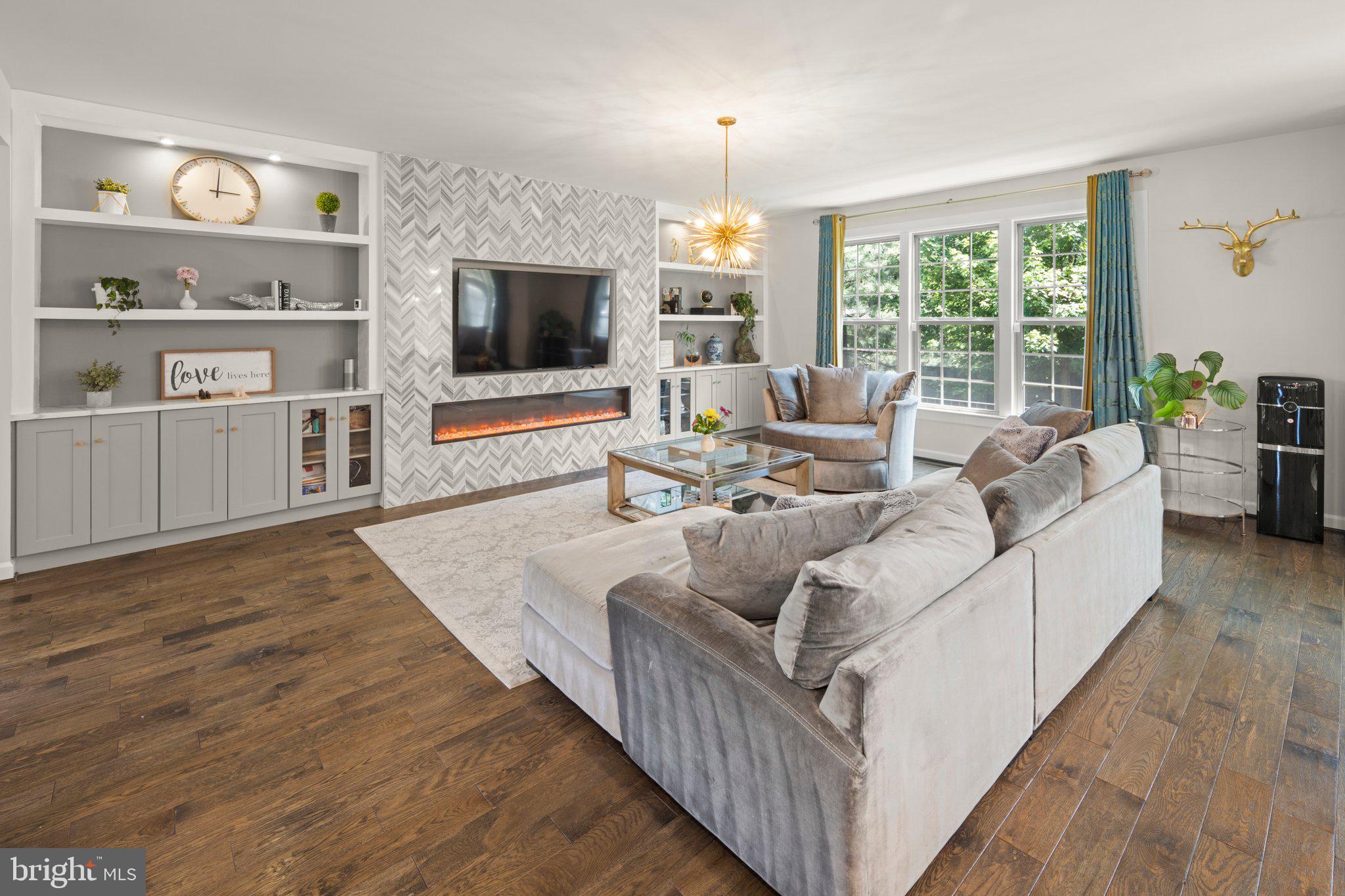 WOODSON SQUARE - Residential