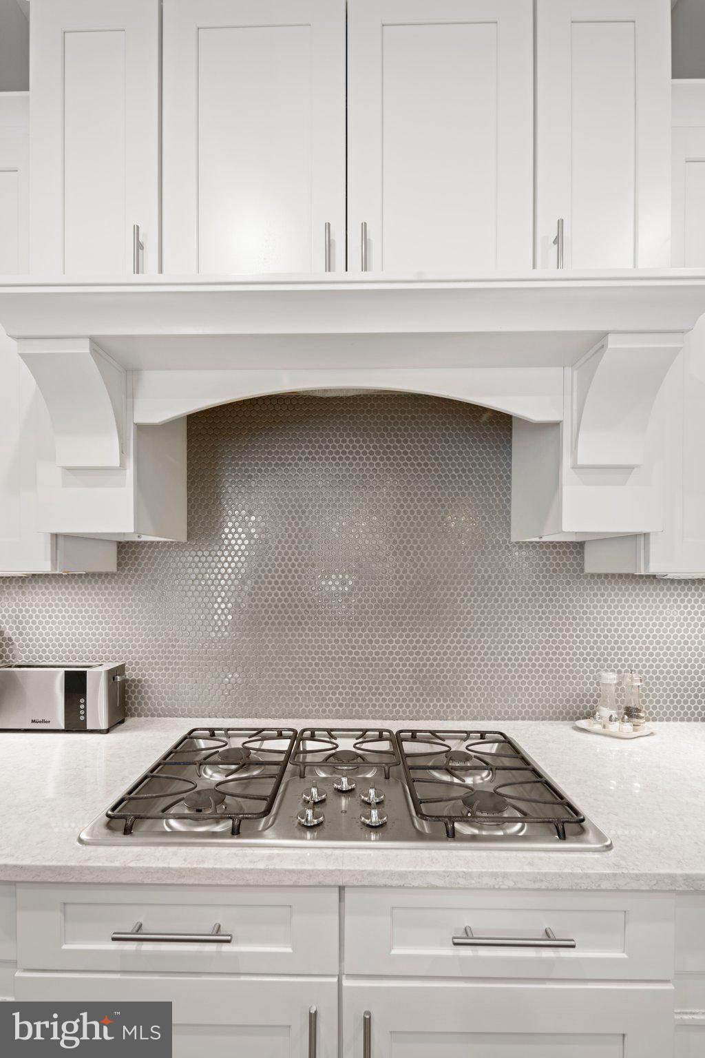 WOODSON SQUARE - Residential