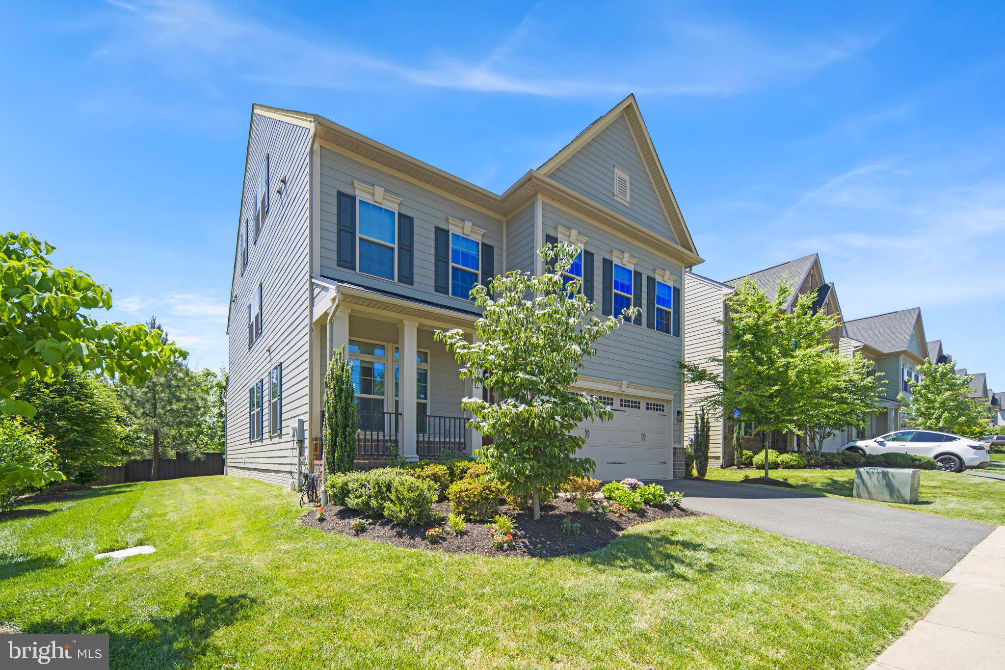 WOODSON SQUARE - Residential