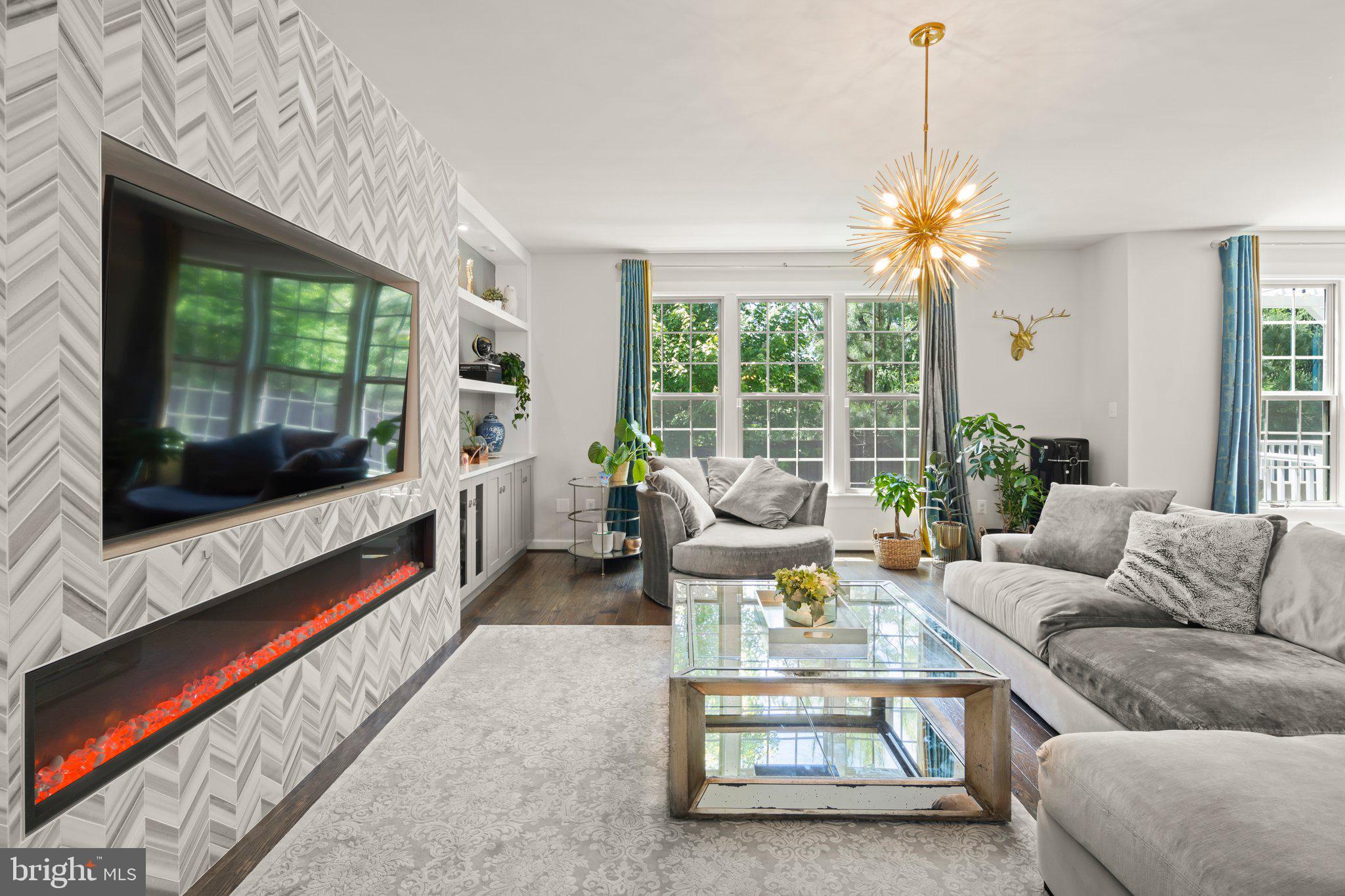 WOODSON SQUARE - Residential