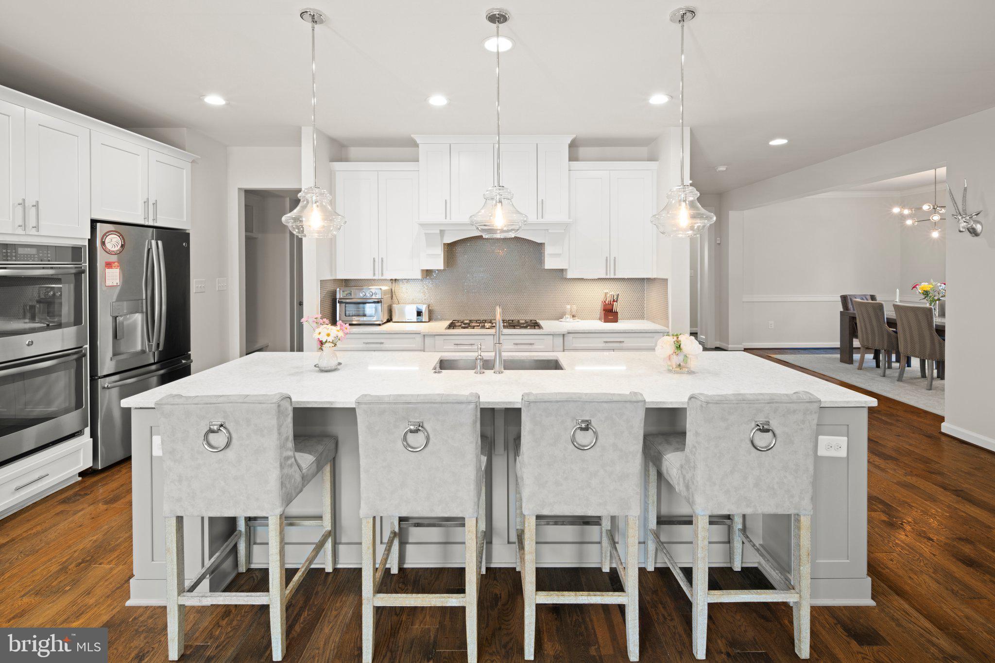 WOODSON SQUARE - Residential