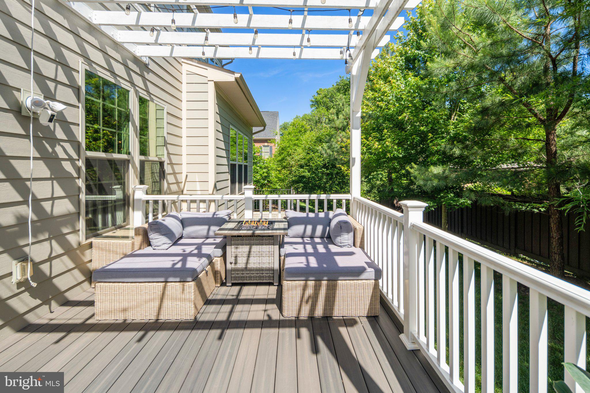 WOODSON SQUARE - Residential