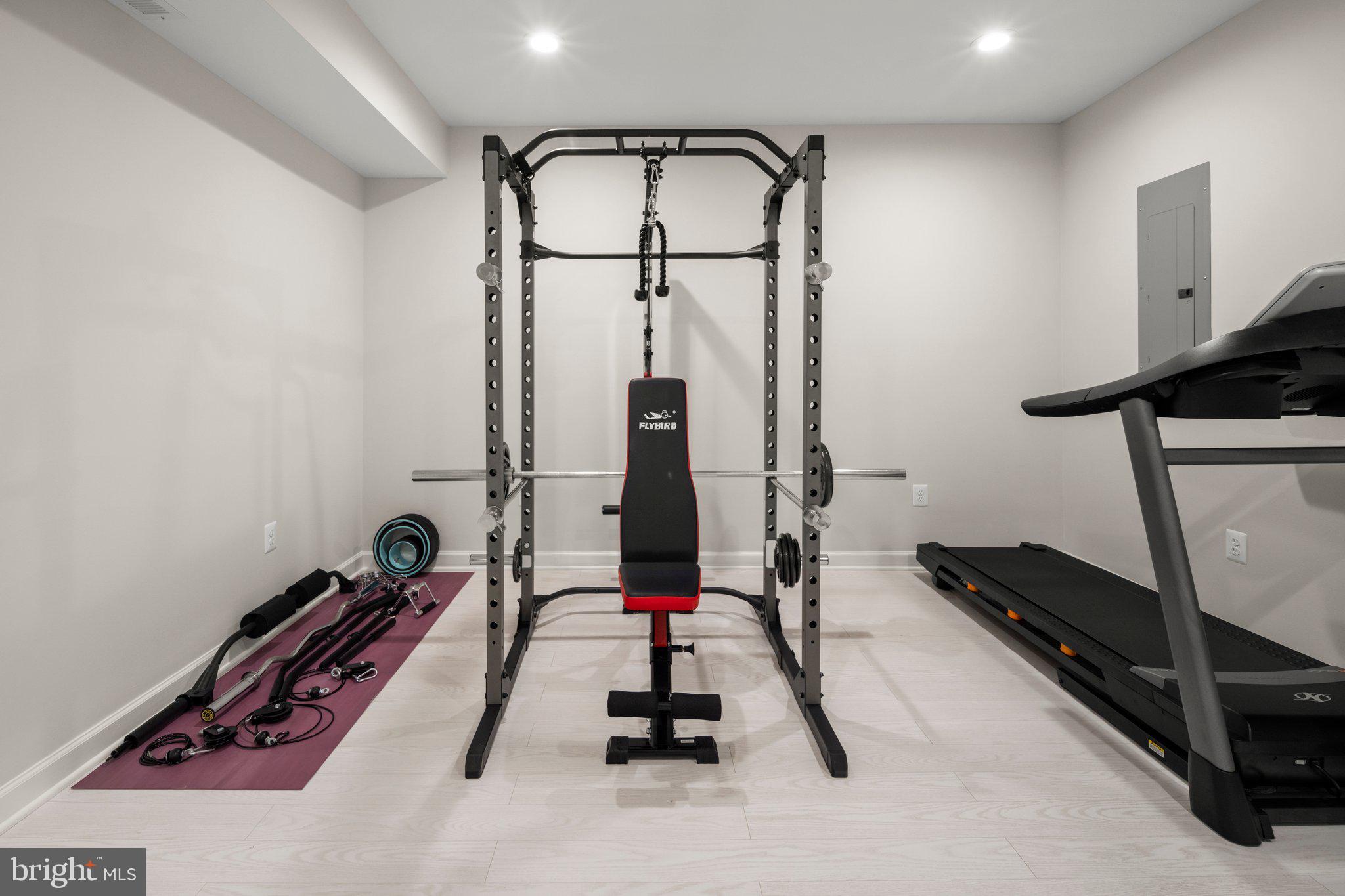 WOODSON SQUARE - Residential