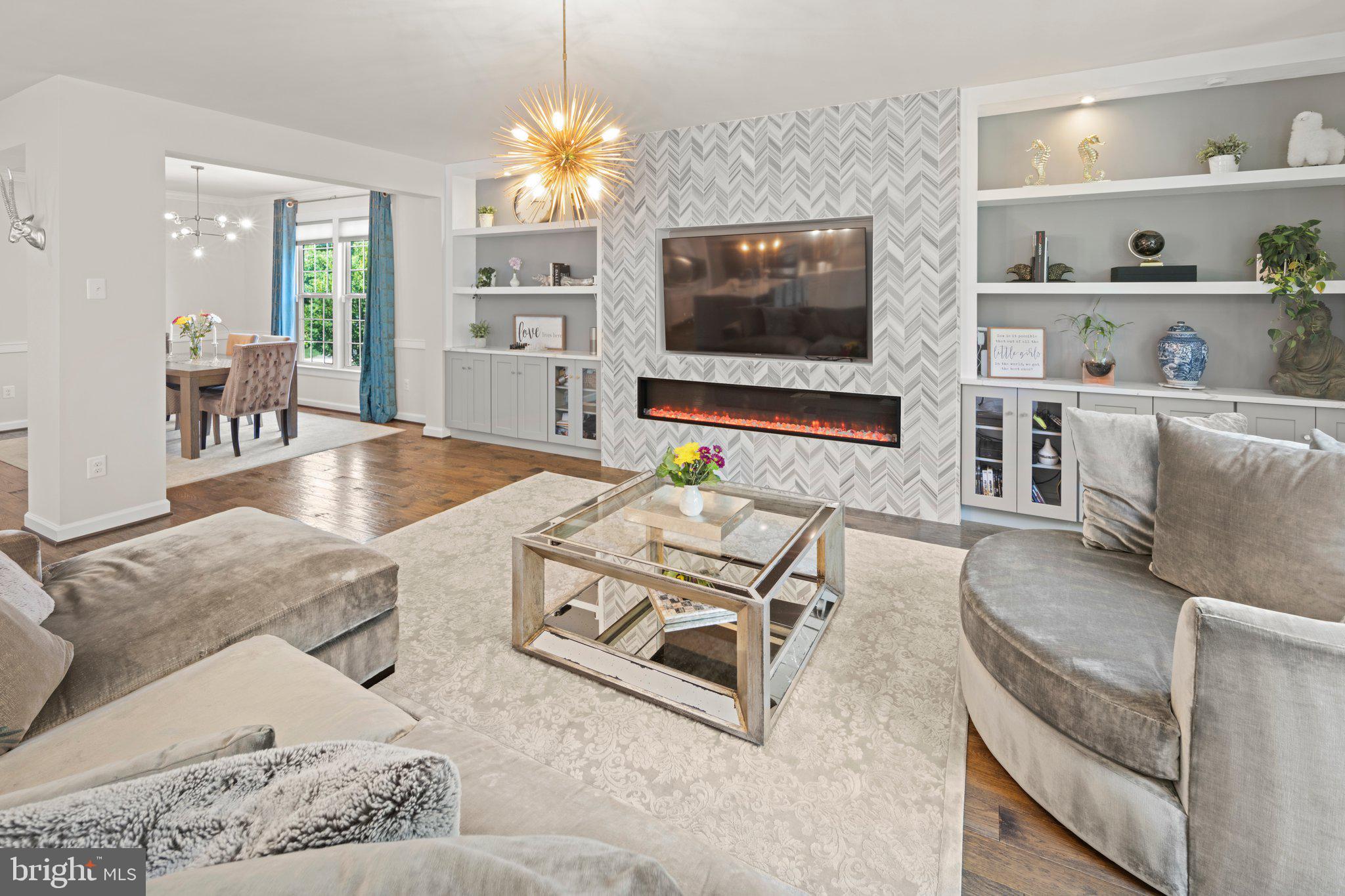 WOODSON SQUARE - Residential