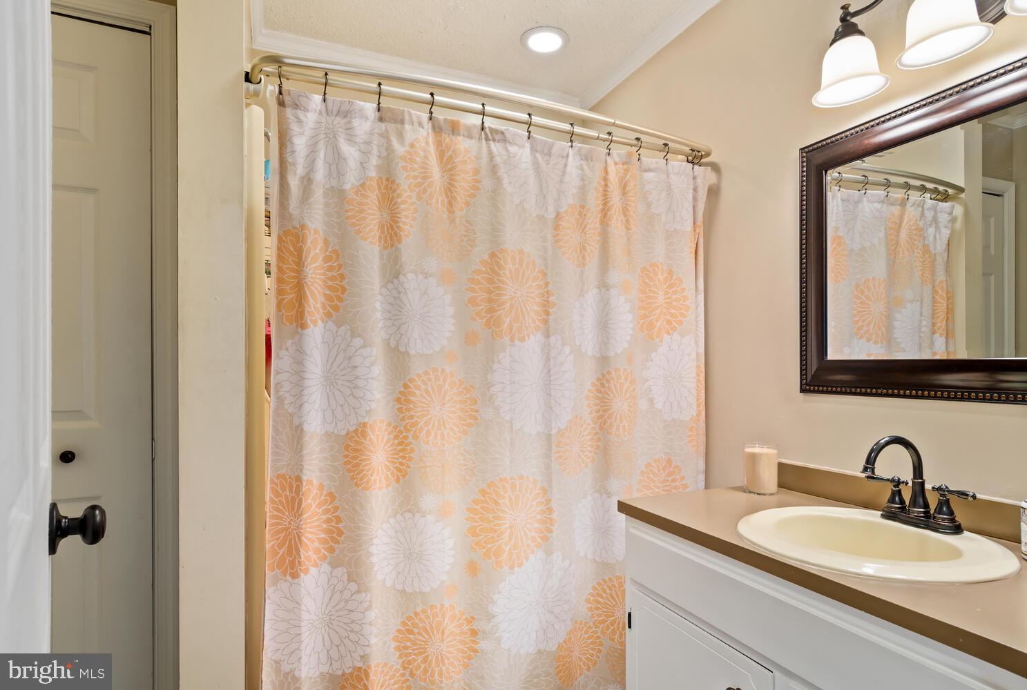 HILLSBORO ESTATES - Residential