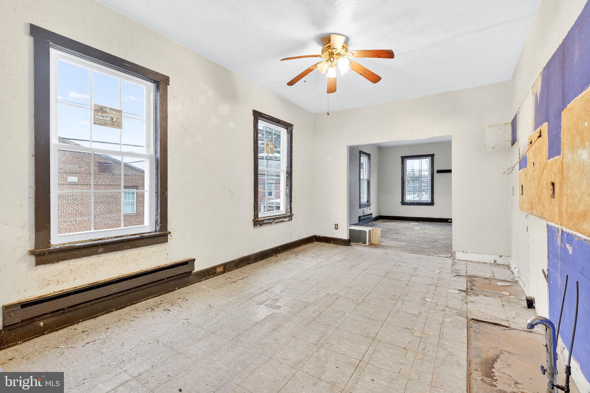 CBD- CENTRAL BUSINESS DIS - Commercial Sale