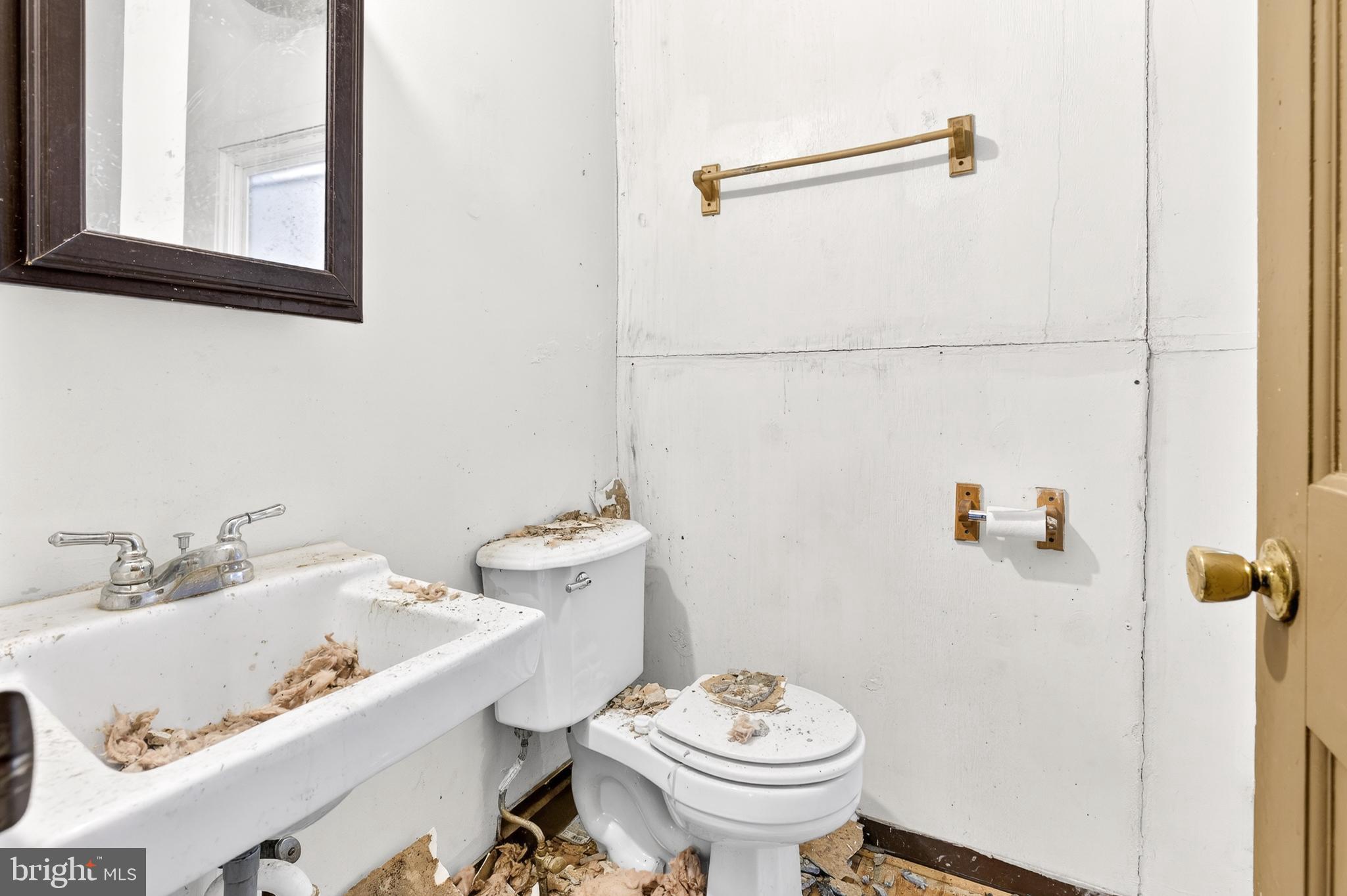 CBD- CENTRAL BUSINESS DIS - Commercial Sale