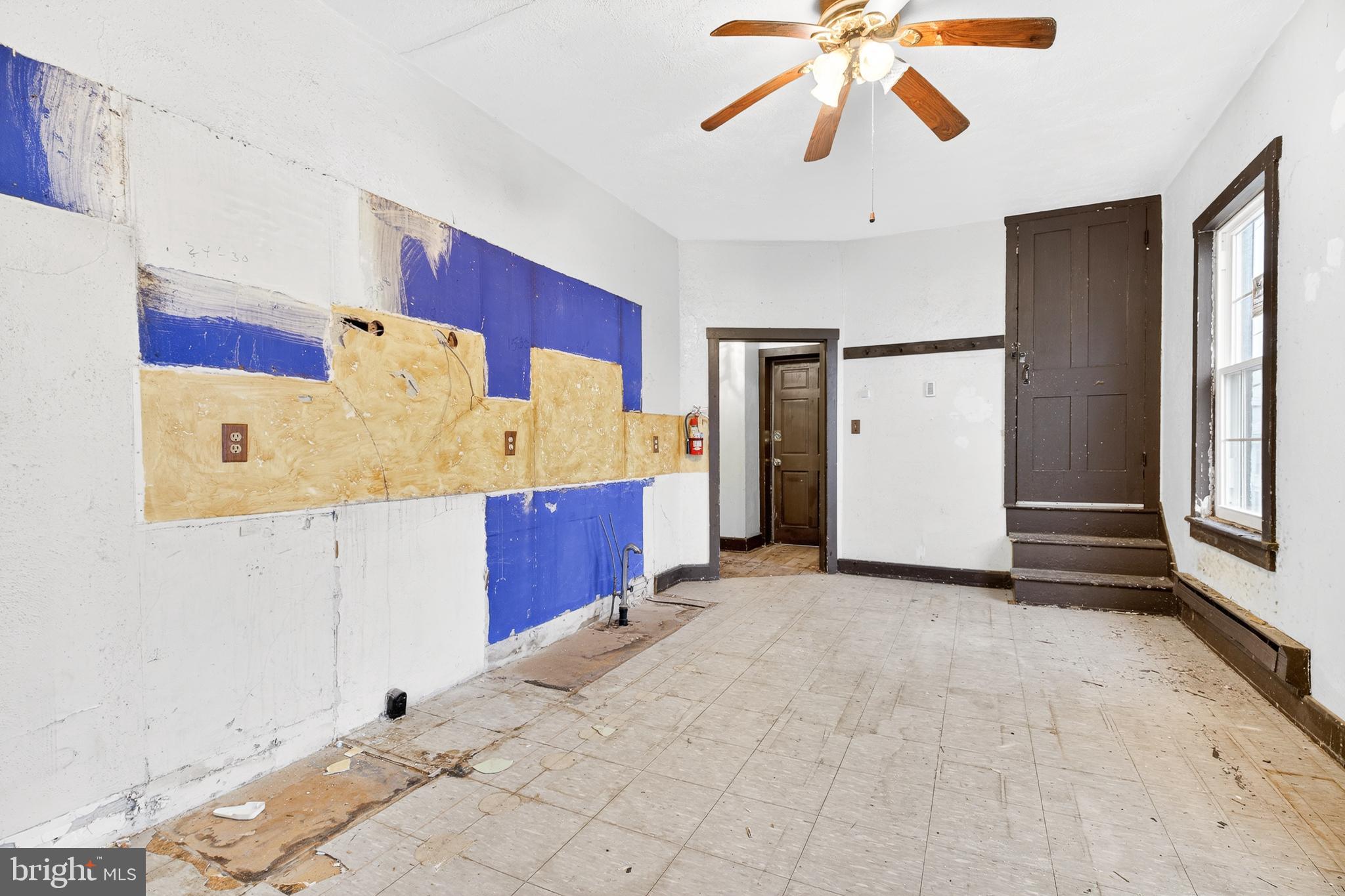 CBD- CENTRAL BUSINESS DIS - Commercial Sale