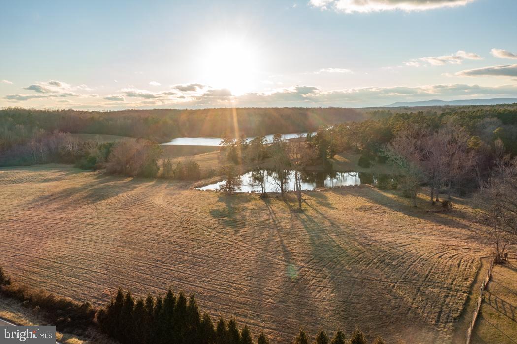 GREEN SPRINGS - Farm