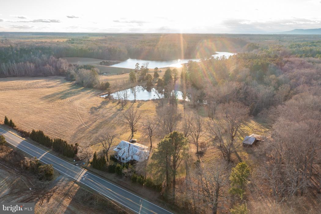 GREEN SPRINGS - Farm