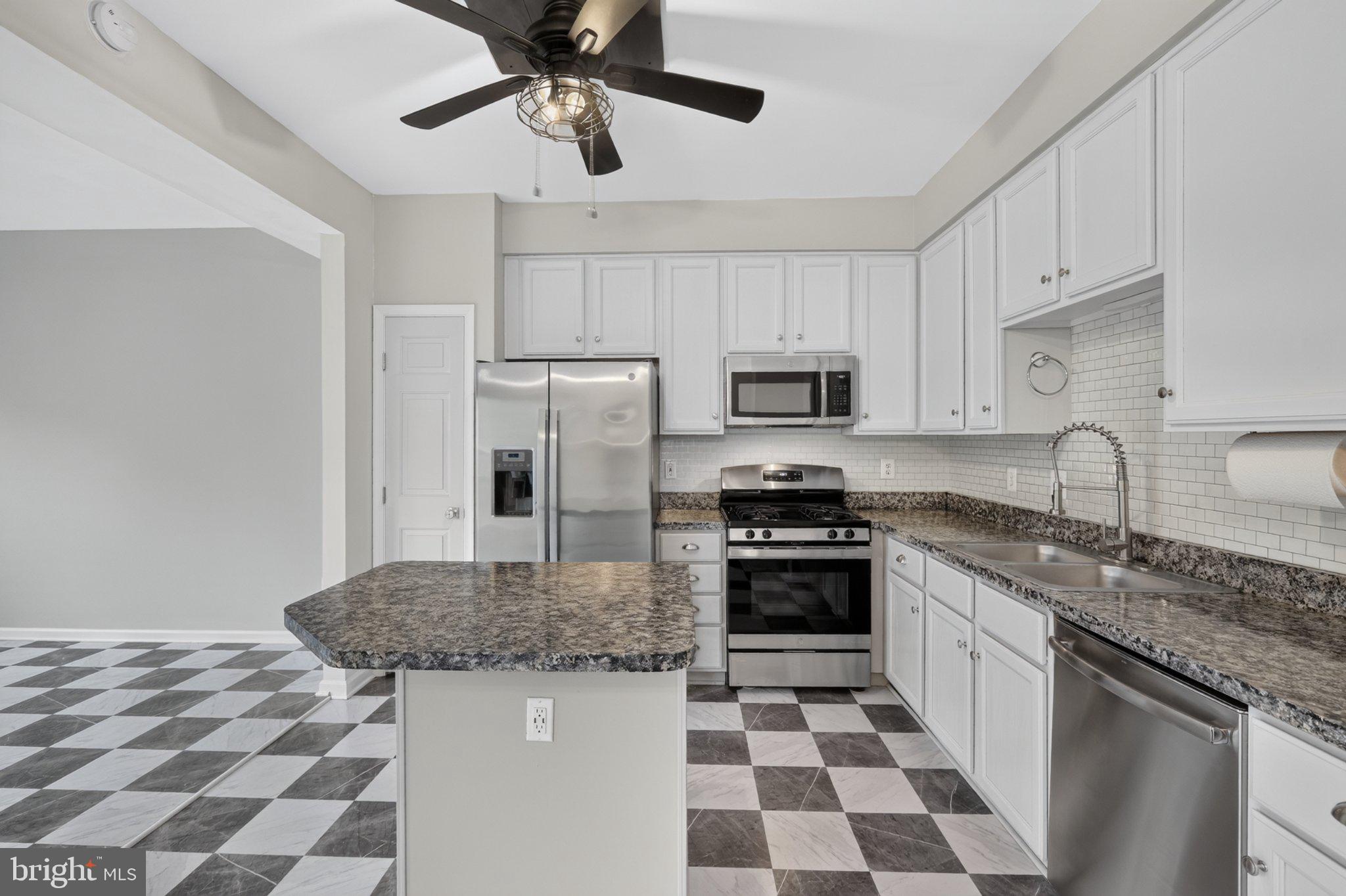 43028 GOLF VIEW DRIVE