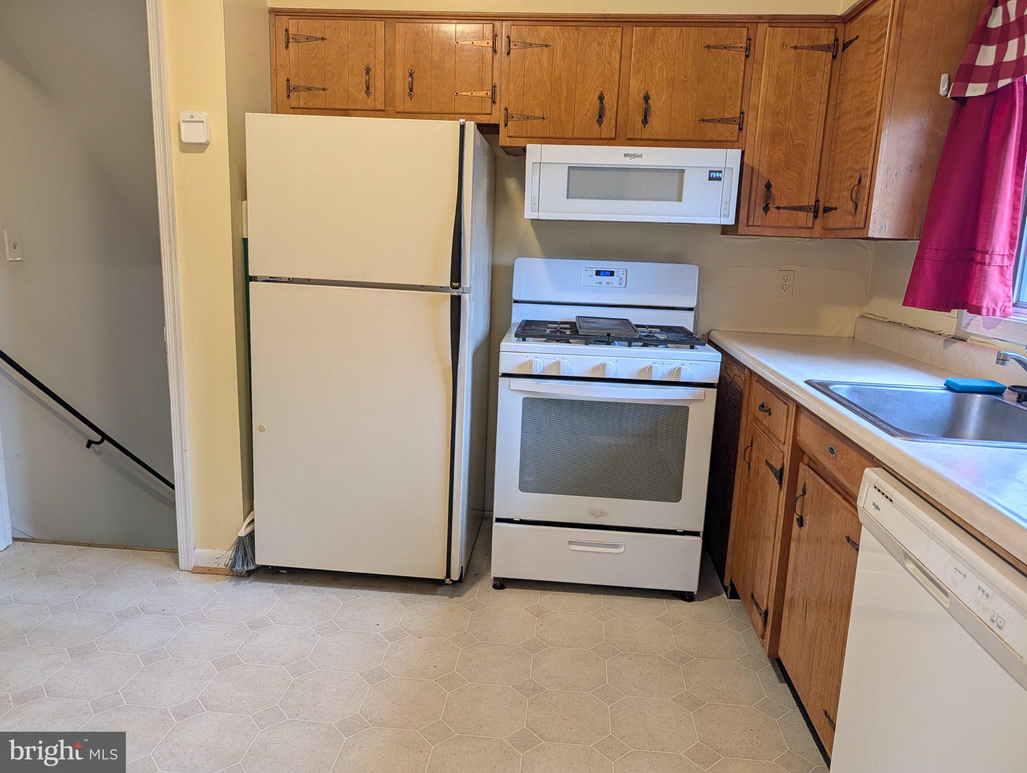 YORK MANOR - Residential