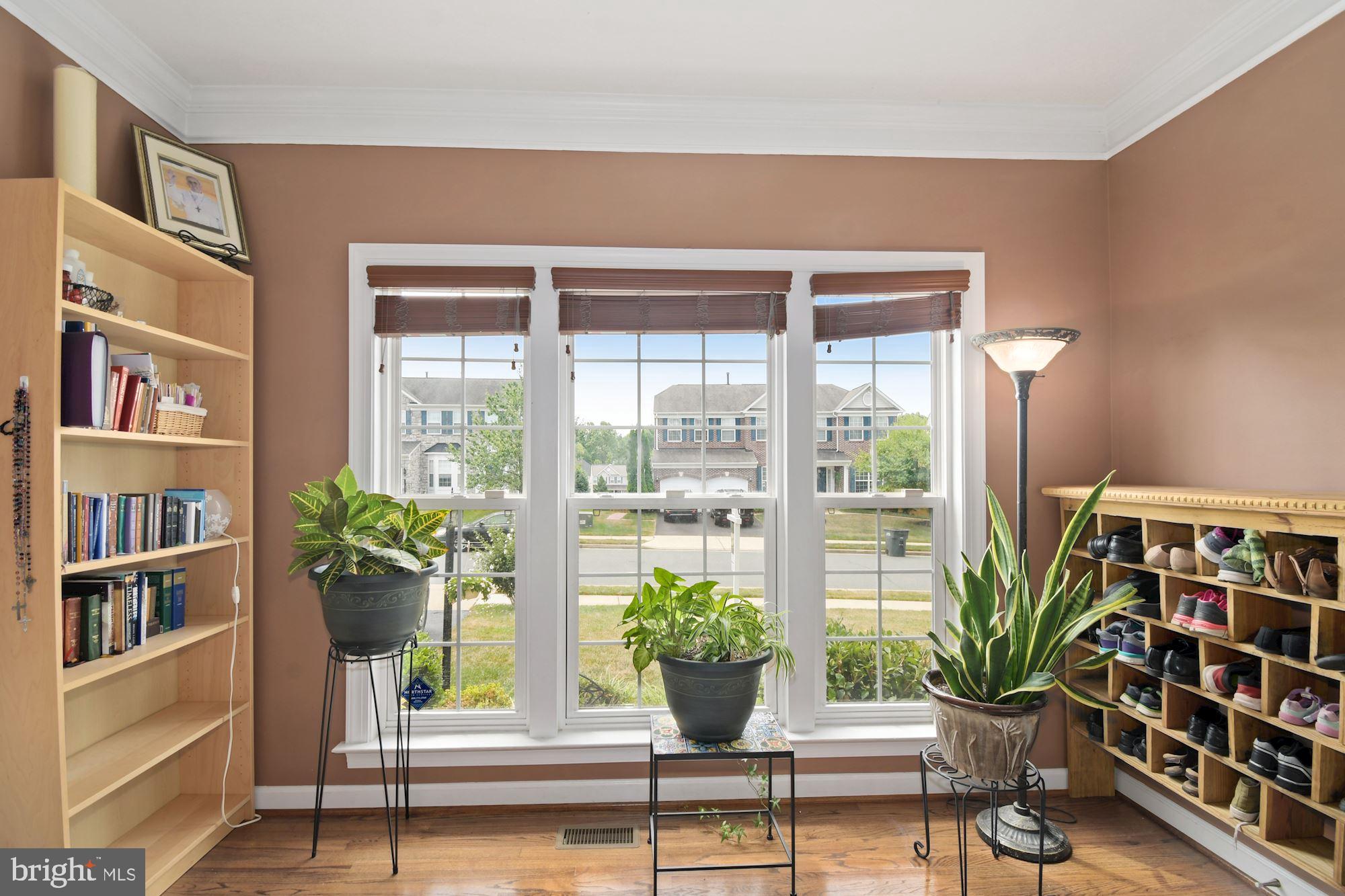 EAGLES POINTE - Residential