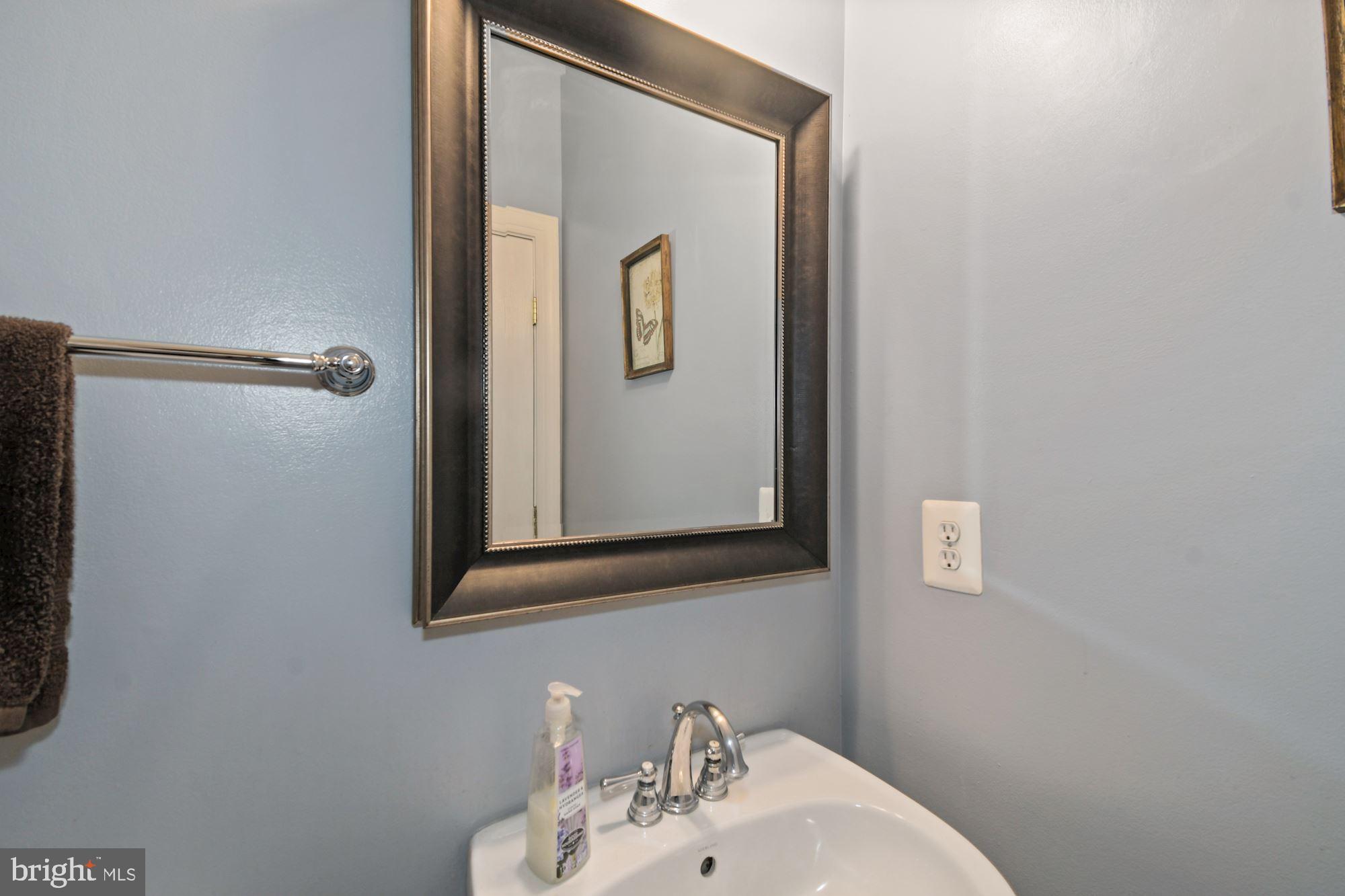 EAGLES POINTE - Residential