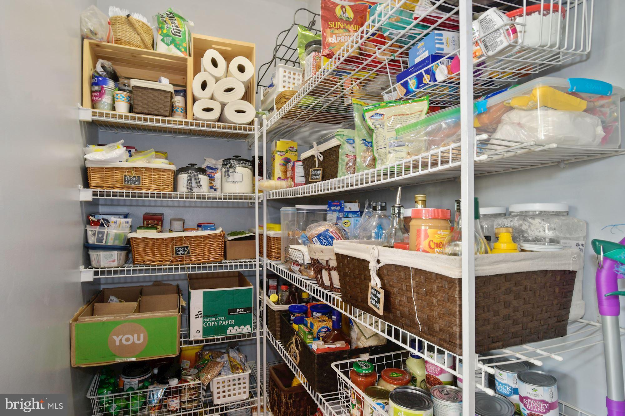 EAGLES POINTE - Residential