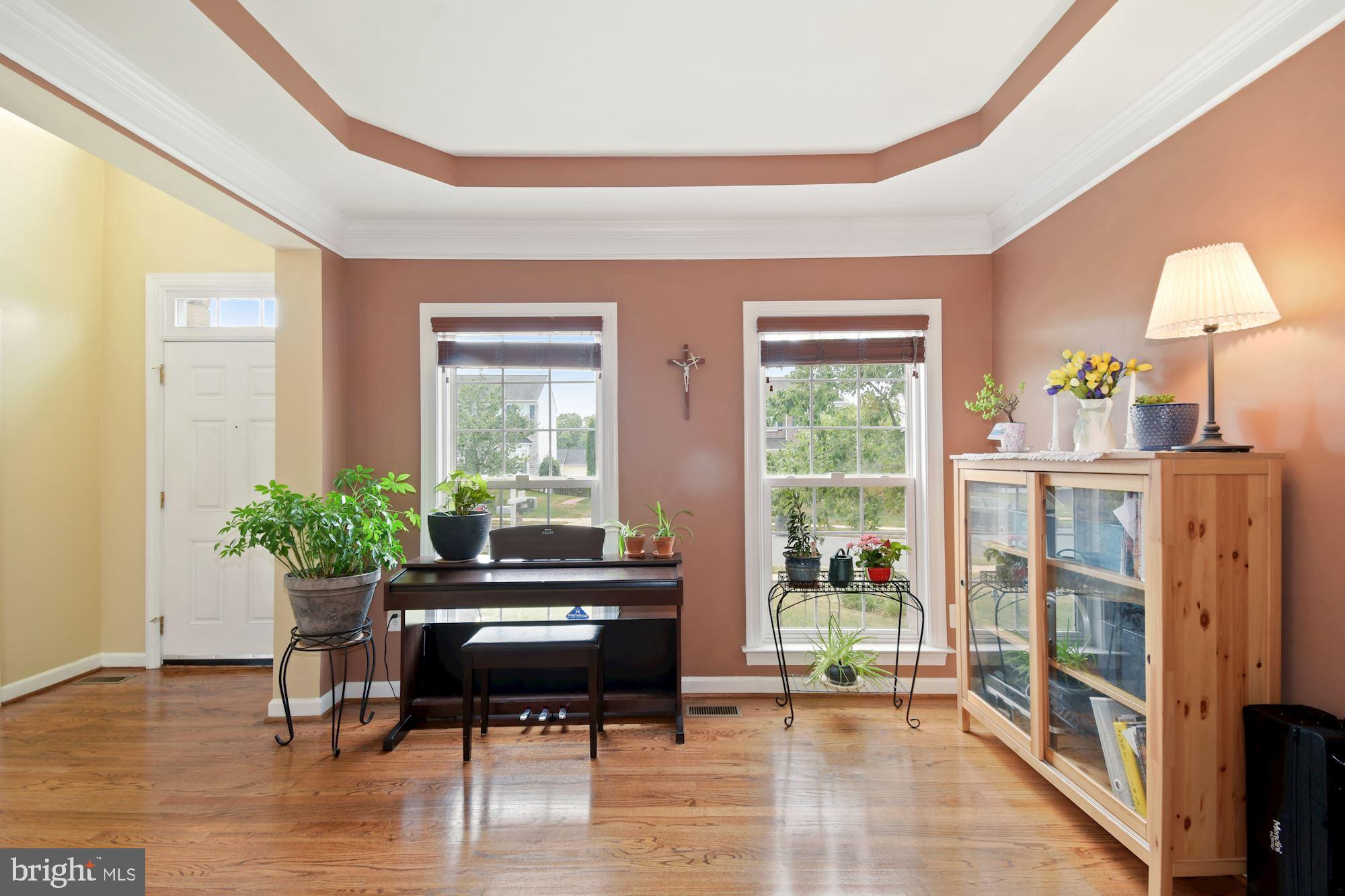 EAGLES POINTE - Residential