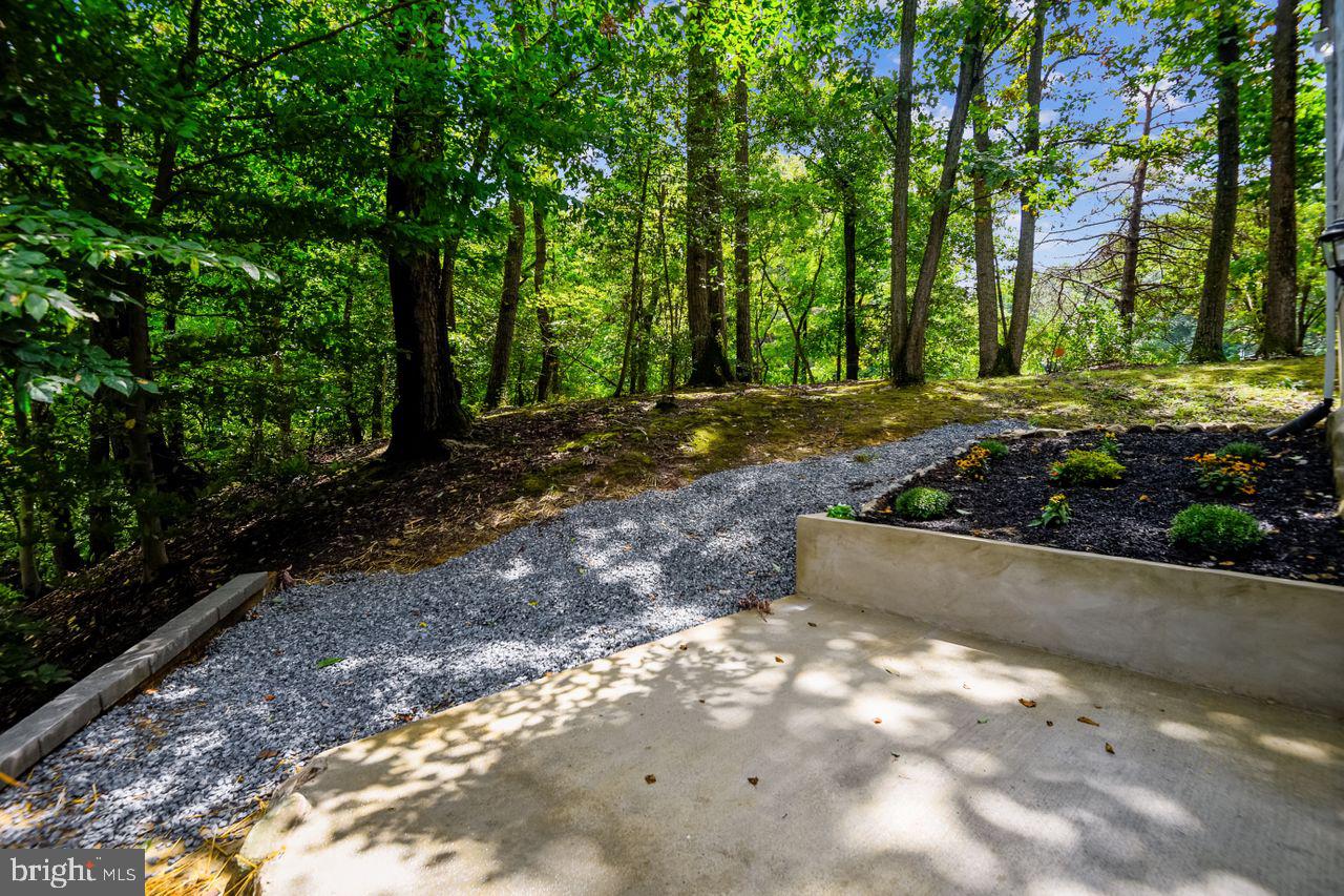 HUNTERS POINTE - Residential