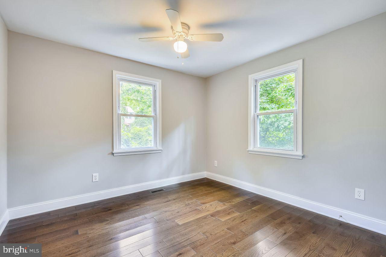 HUNTERS POINTE - Residential