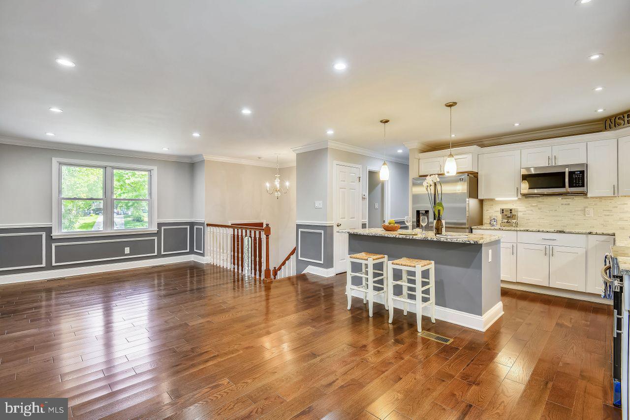 HUNTERS POINTE - Residential