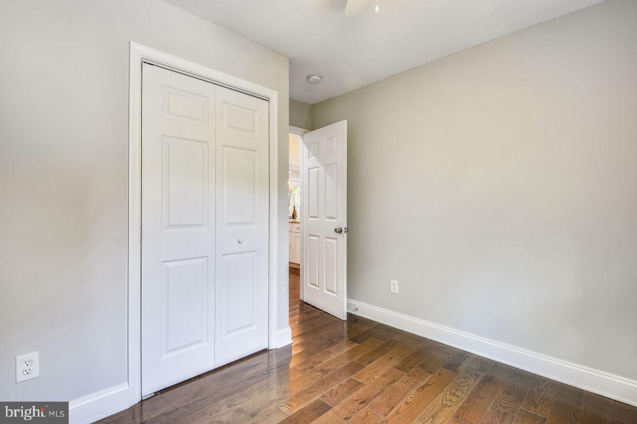 HUNTERS POINTE - Residential