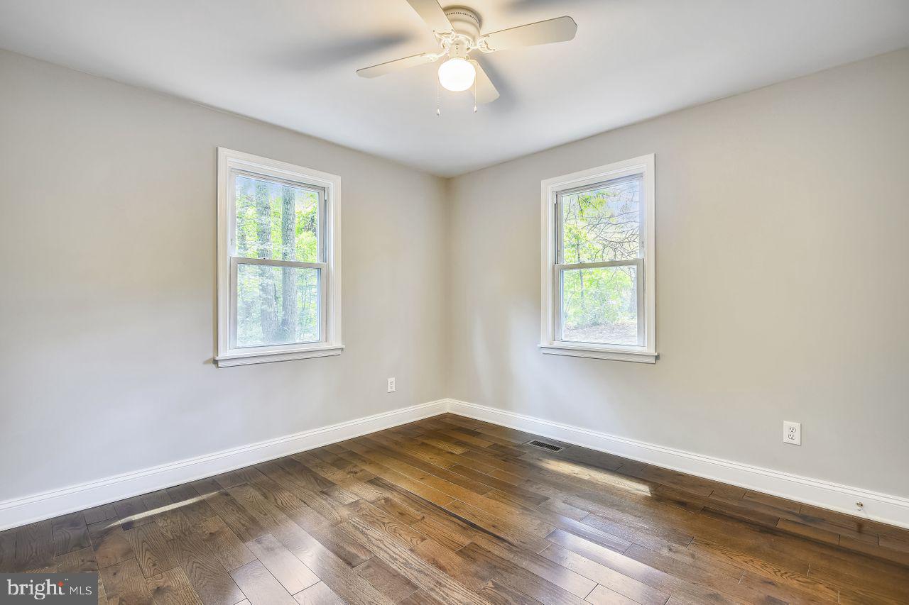 HUNTERS POINTE - Residential