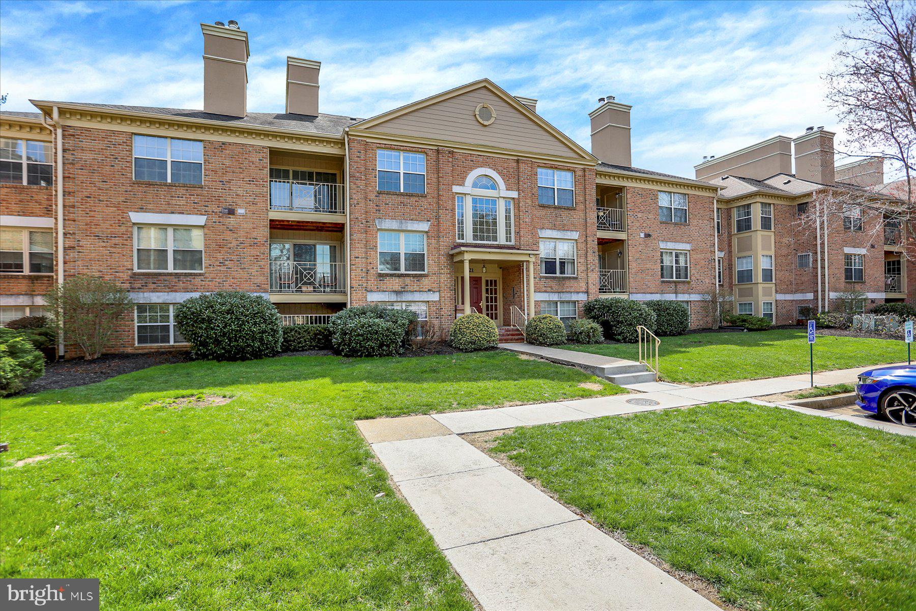 LOVETON FARMS - Residential