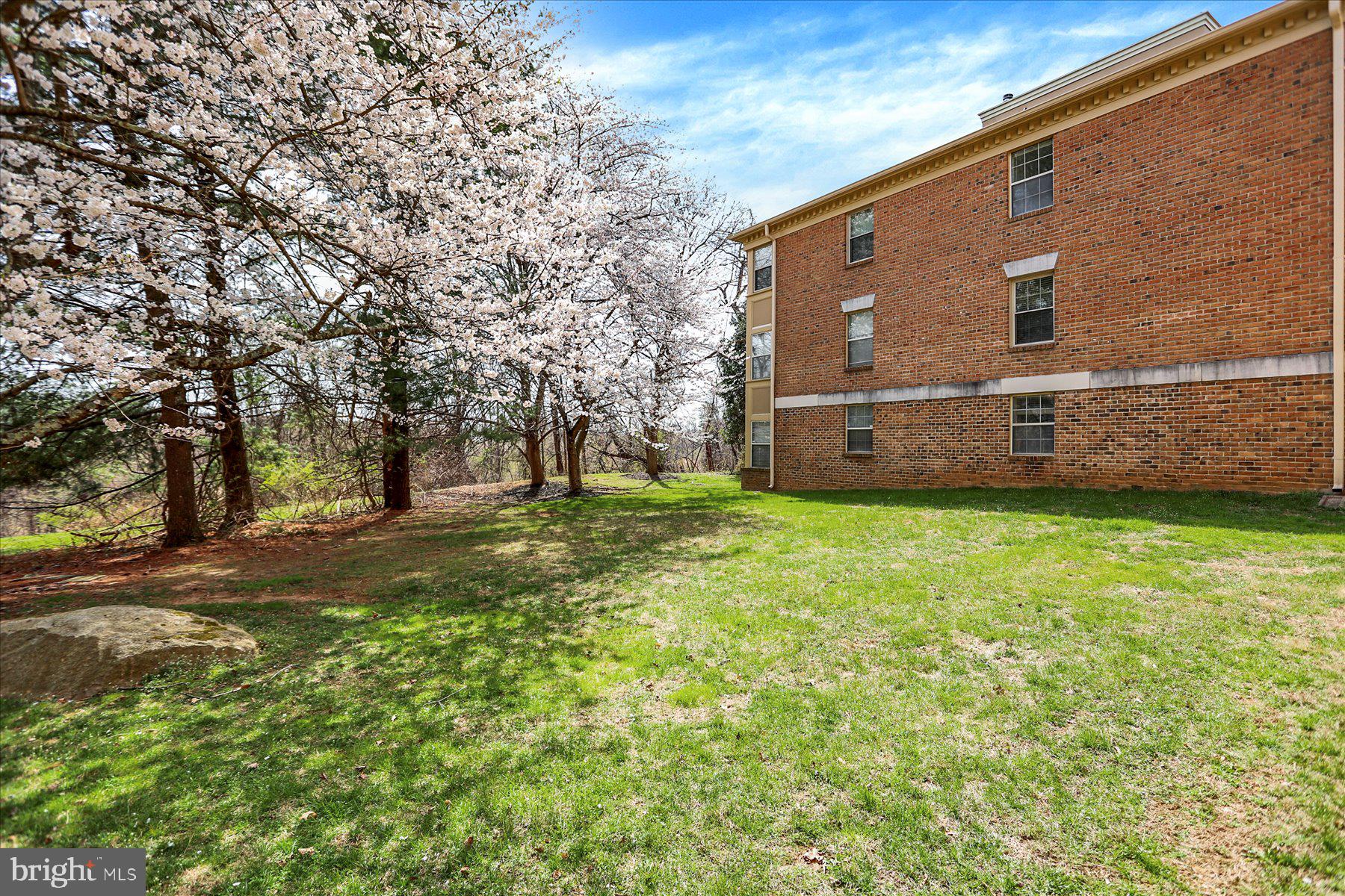 LOVETON FARMS - Residential