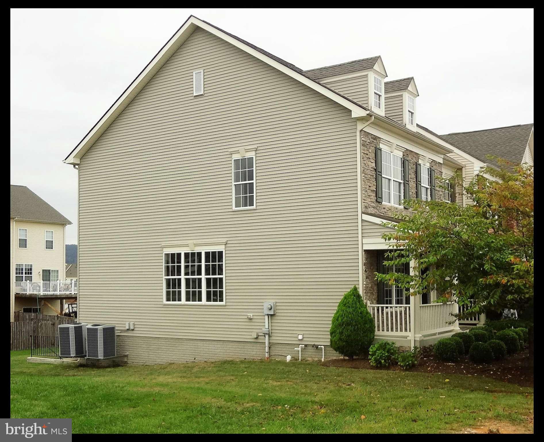 MARTINSBURG STATION - Residential