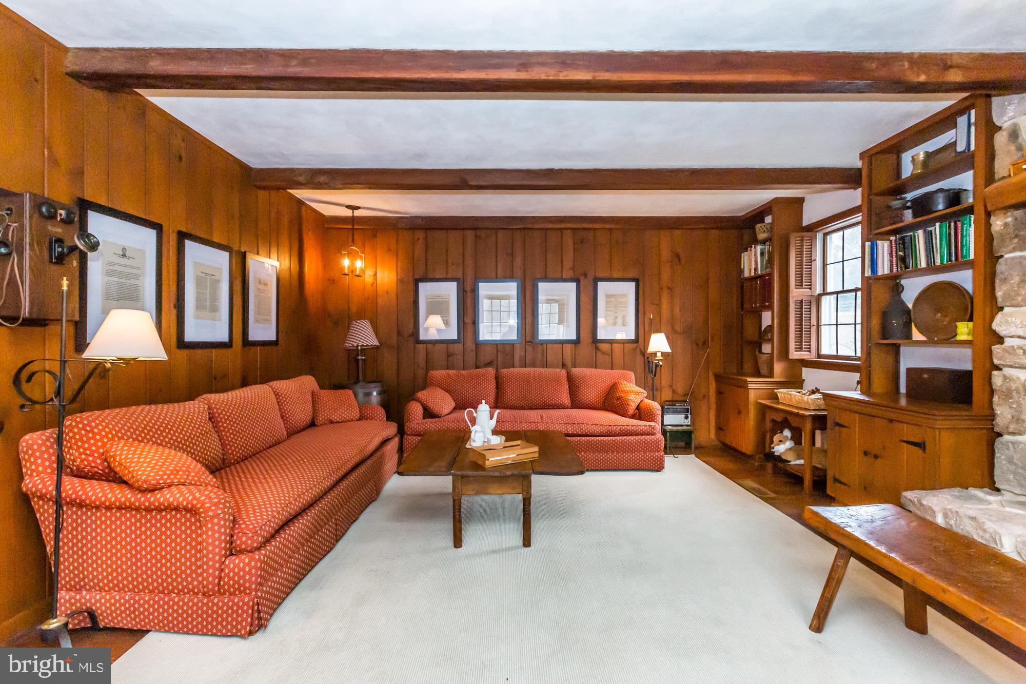 RADNOR HUNT - Residential