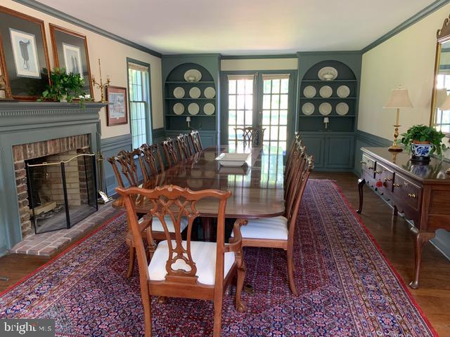 RADNOR HUNT - Residential
