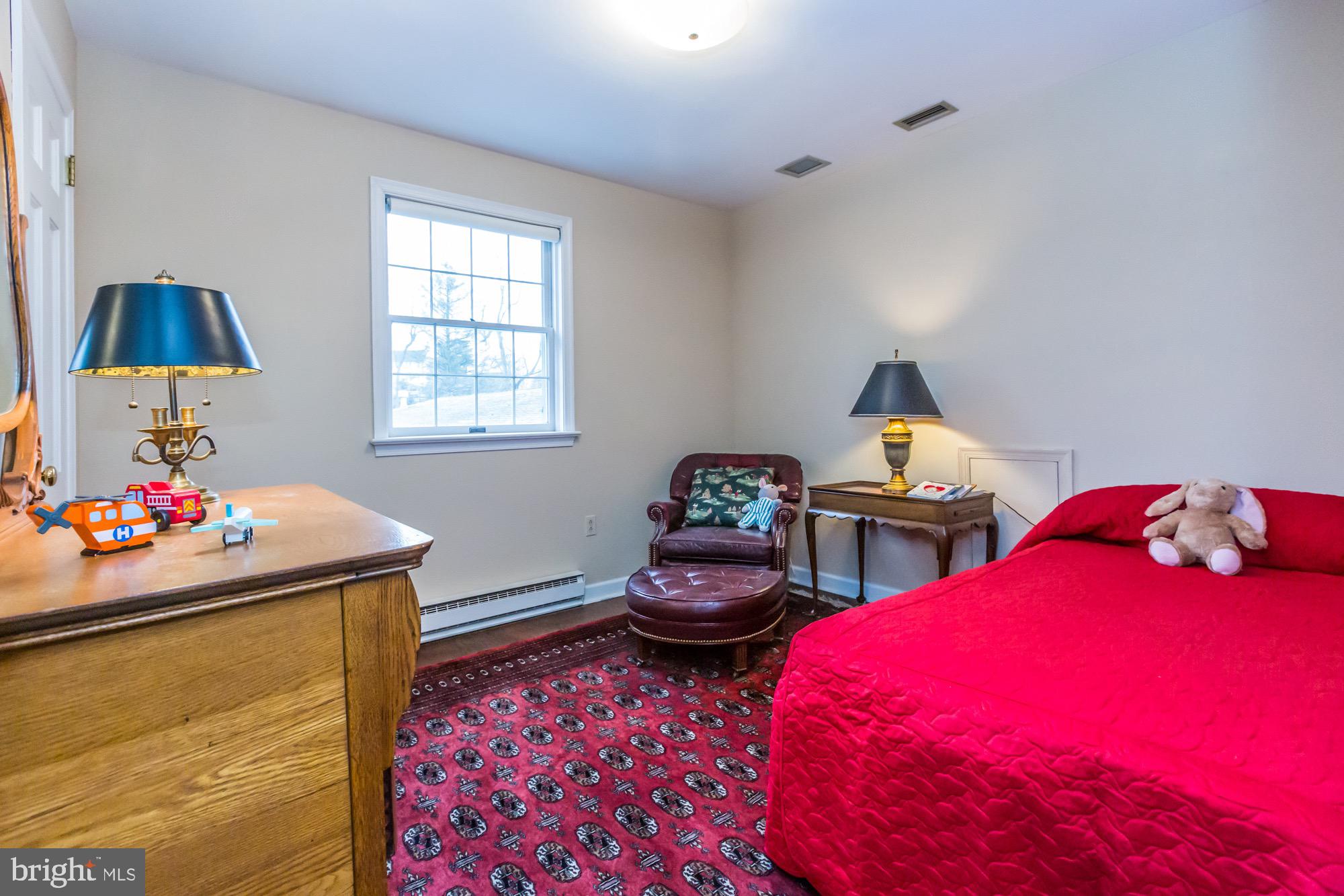 RADNOR HUNT - Residential