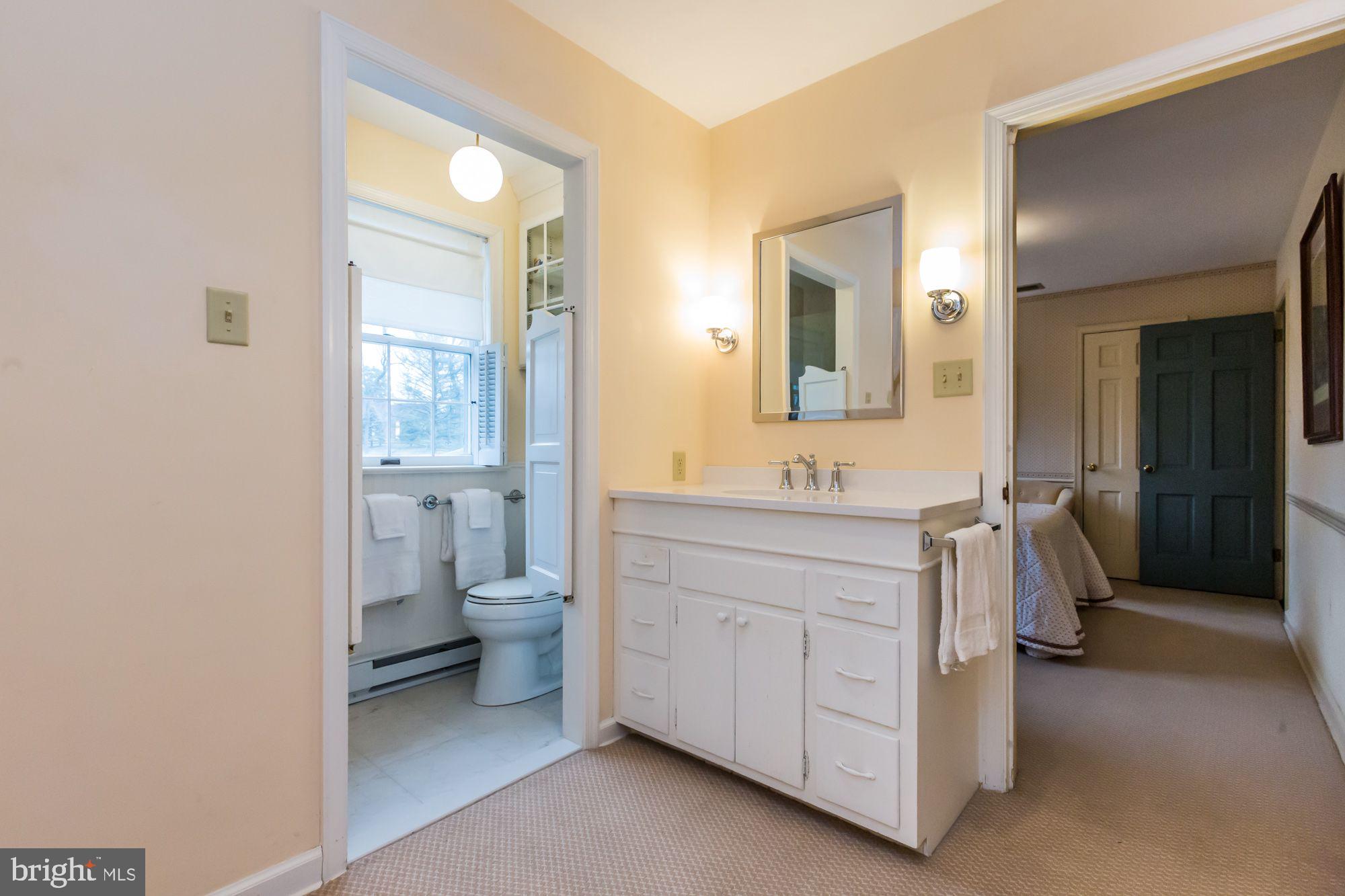 RADNOR HUNT - Residential