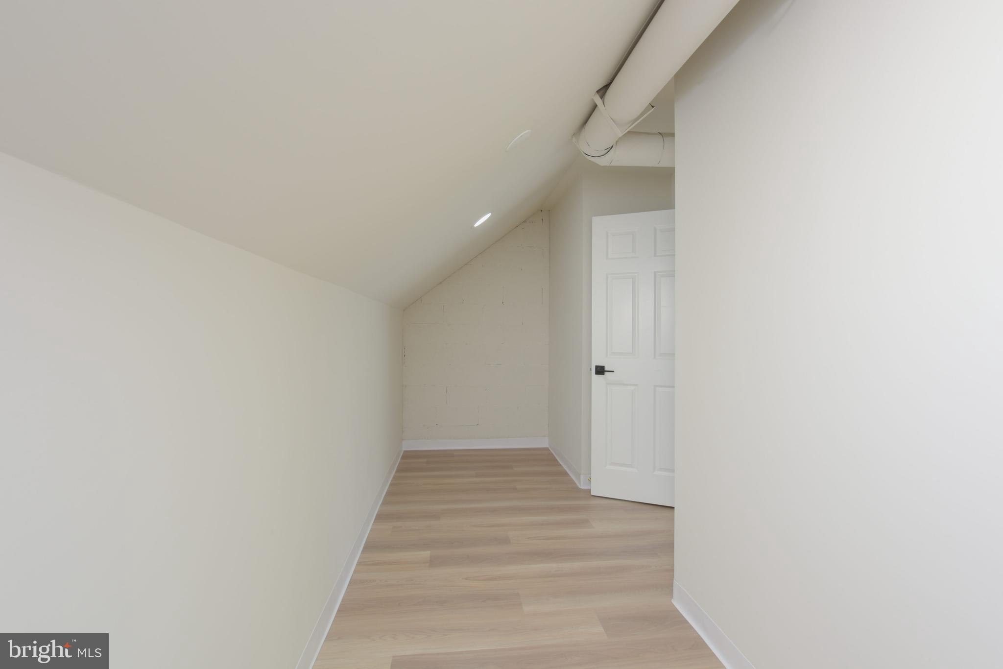 OLD TOWN ALEXANDRIA - Residential