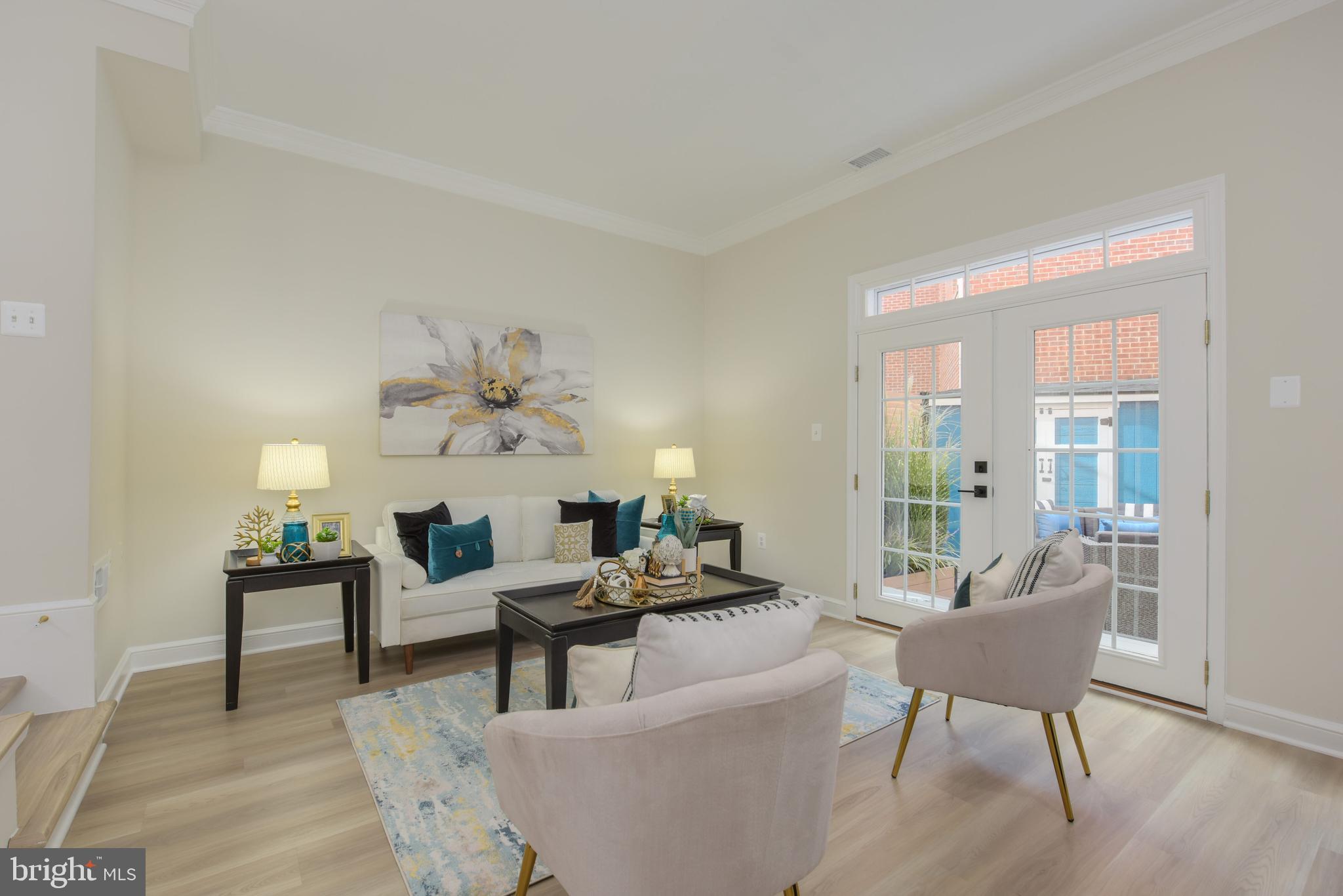 OLD TOWN ALEXANDRIA - Residential